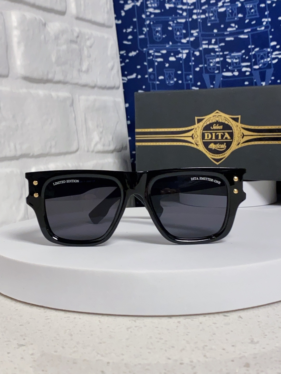 DITA 蒂塔 新款高定款 欧美高端男女方框显瘦简约太阳眼欧洲站明星开车墨镜 男女通用 