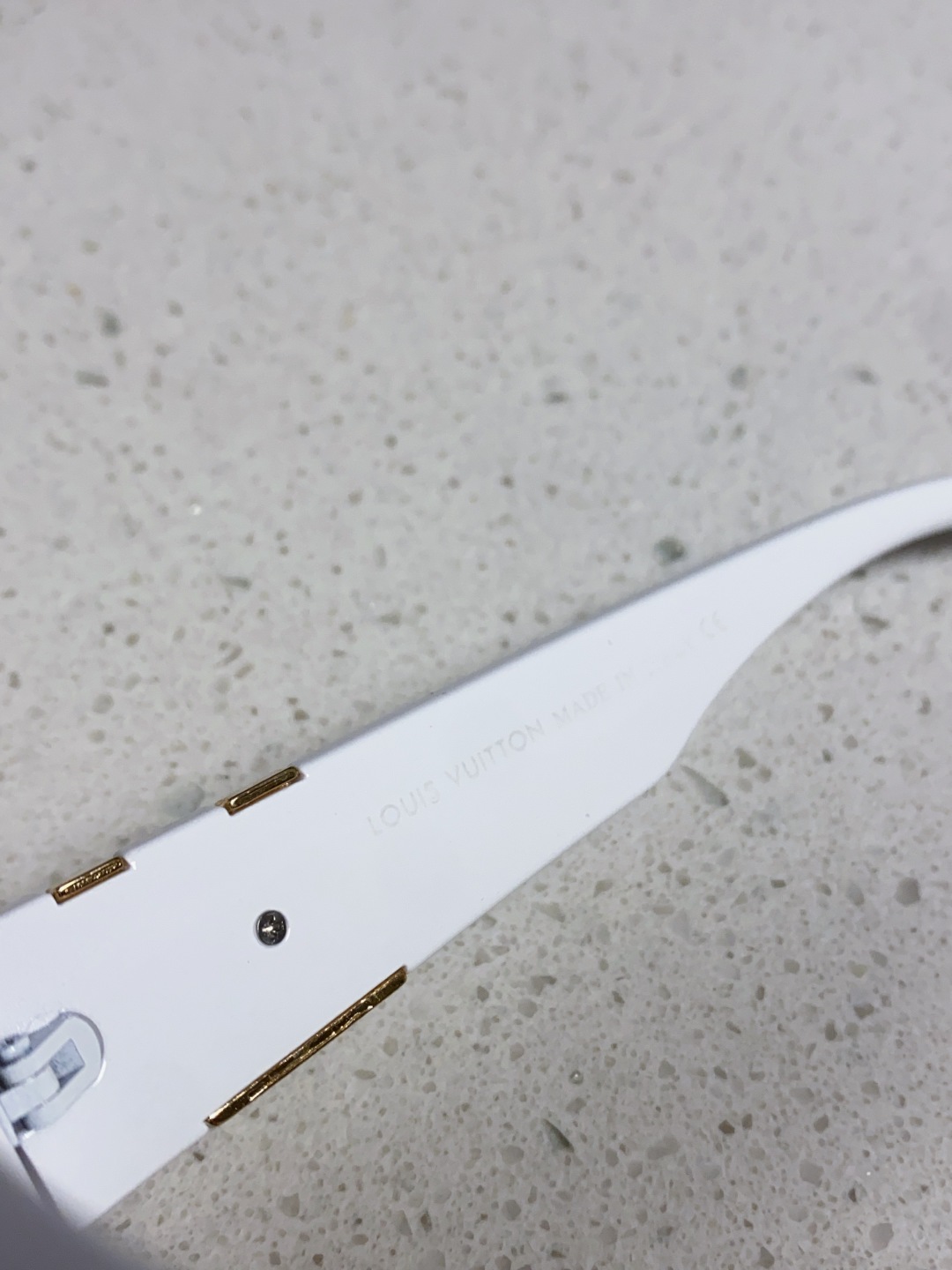 LouisVuitton路易威登 2025款欧美高端女士 方框显瘦休闲太阳眼欧洲站网红旅游防晒墨镜