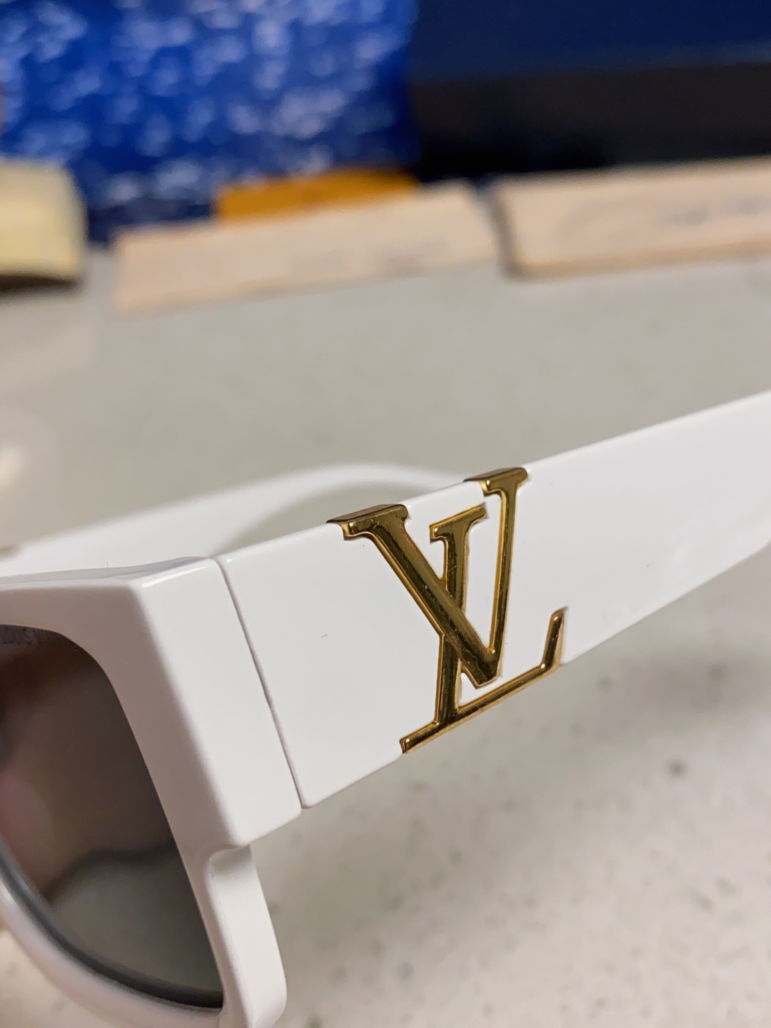 LouisVuitton路易威登 2025款欧美高端女士 方框显瘦休闲太阳眼欧洲站网红旅游防晒墨镜