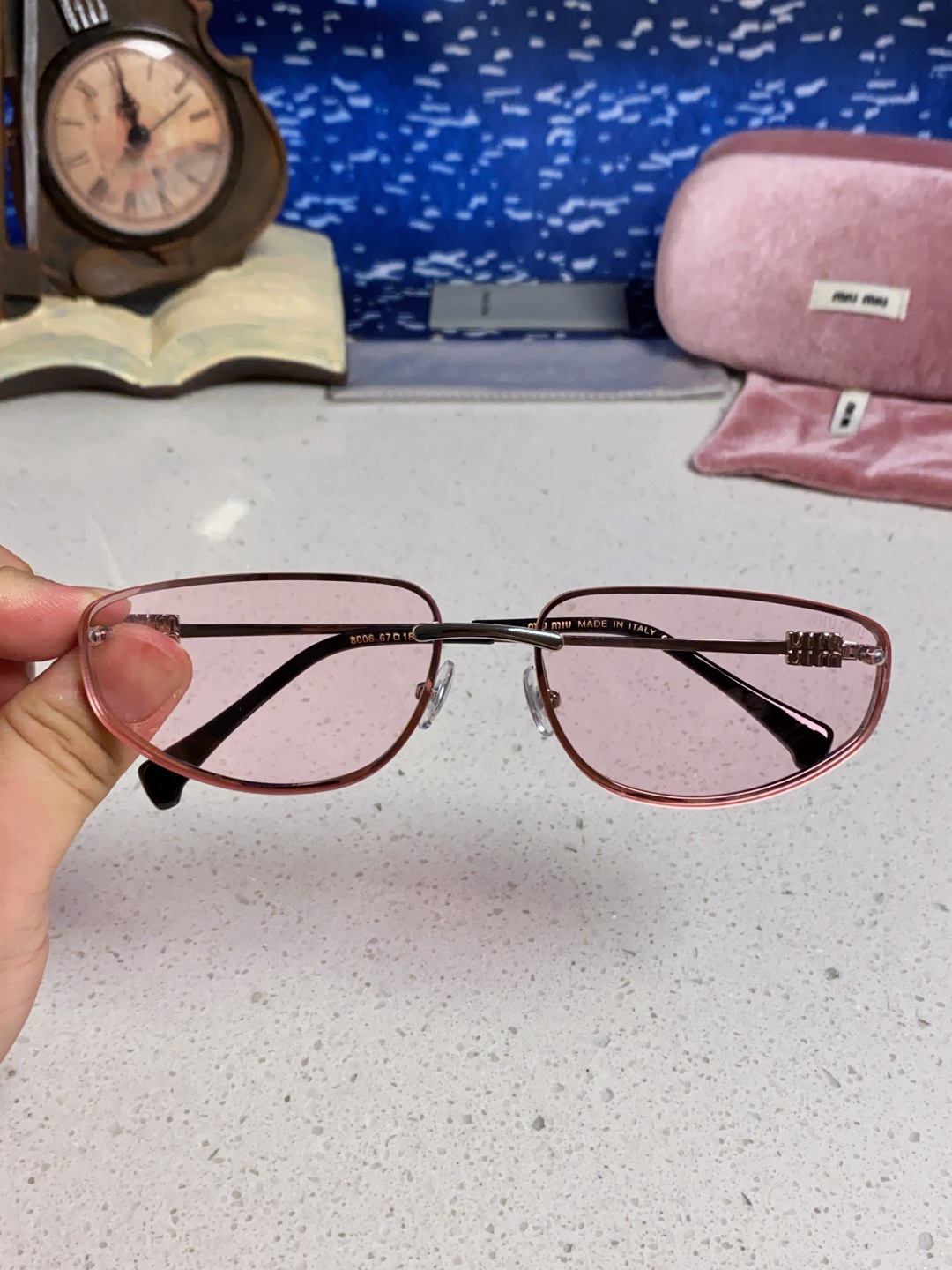  MIUMIU缪缪 2025新款欧美奢华女街拍弧形超轻太阳眼欧洲站网红旅游防紫外线墨镜 