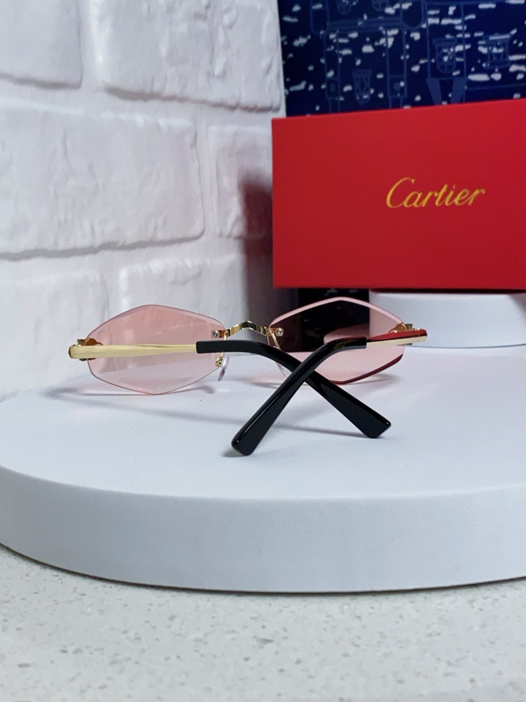 Cartier卡地亚 2025新款时尚复古个性舒适 前卫CT0443S太阳镜 墨镜高质感潮 金属无框豹子