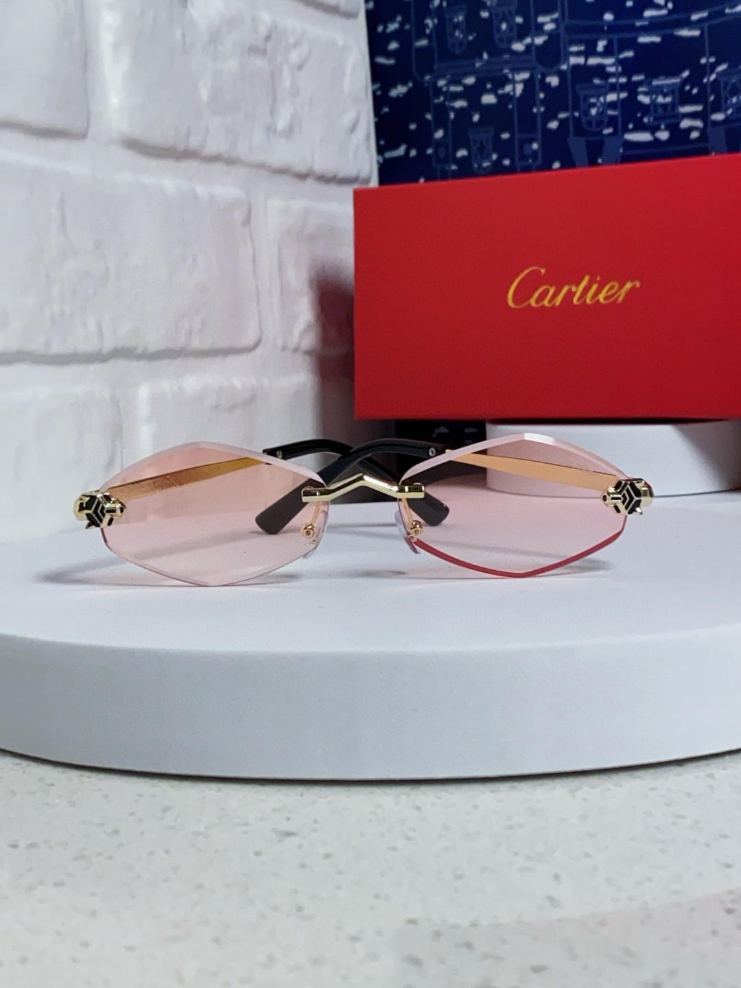 Cartier卡地亚 2025新款时尚复古个性舒适 前卫CT0443S太阳镜 墨镜高质感潮 金属无框豹子