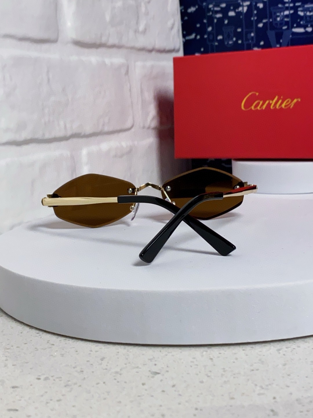 Cartier卡地亚 2025新款时尚复古个性舒适 前卫CT0443S太阳镜 墨镜高质感潮 金属无框豹子
