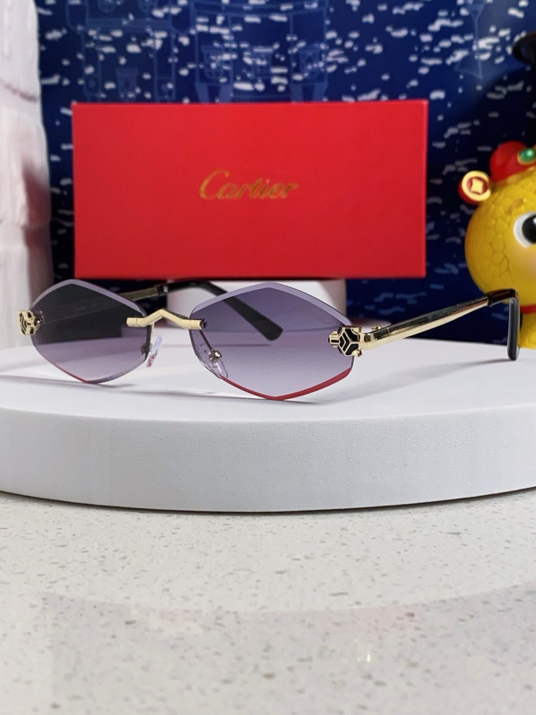 Cartier卡地亚 2025新款时尚复古个性舒适 前卫CT0443S太阳镜 墨镜高质感潮 金属无框豹子