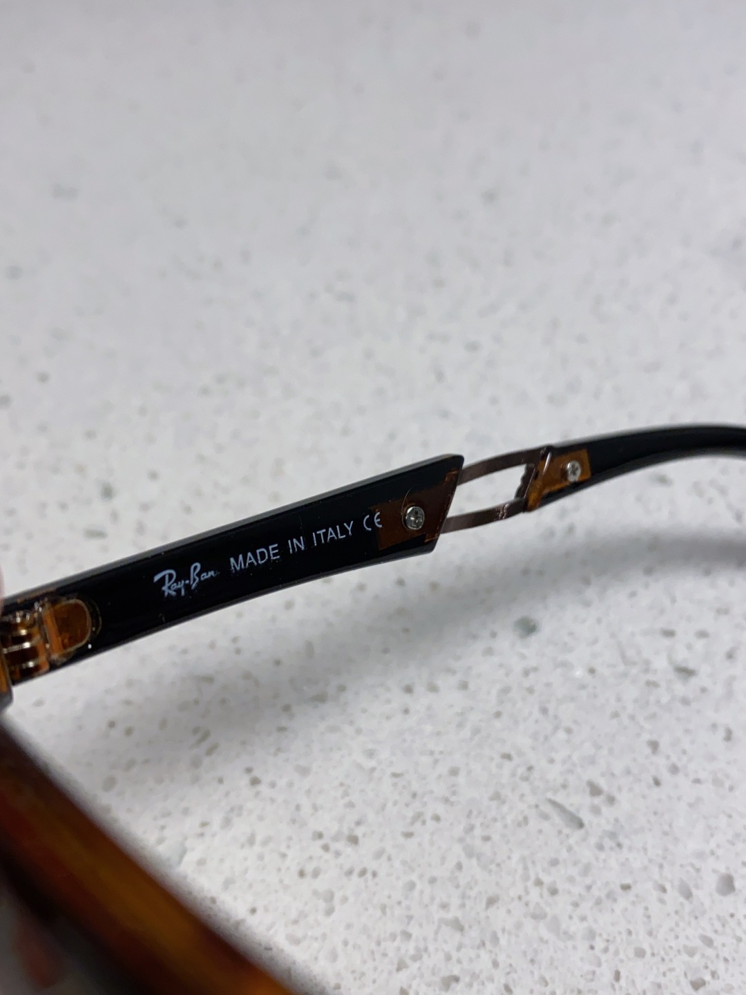 2025 Ray Ban Sports Sunglasses: RB8356 Men and Women Windglasses with High-Quality Glass Lenses - 图片 8