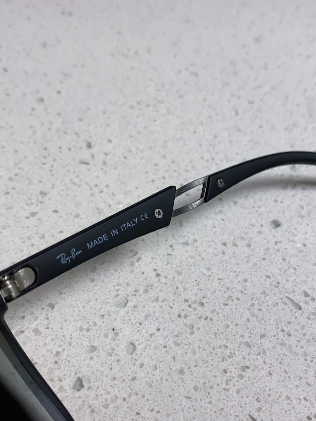 RayBan 雷朋 2025新款运动墨镜男女跑步骑行防风眼镜开车钓鱼太阳镜 高品质玻璃镜片 RB8356