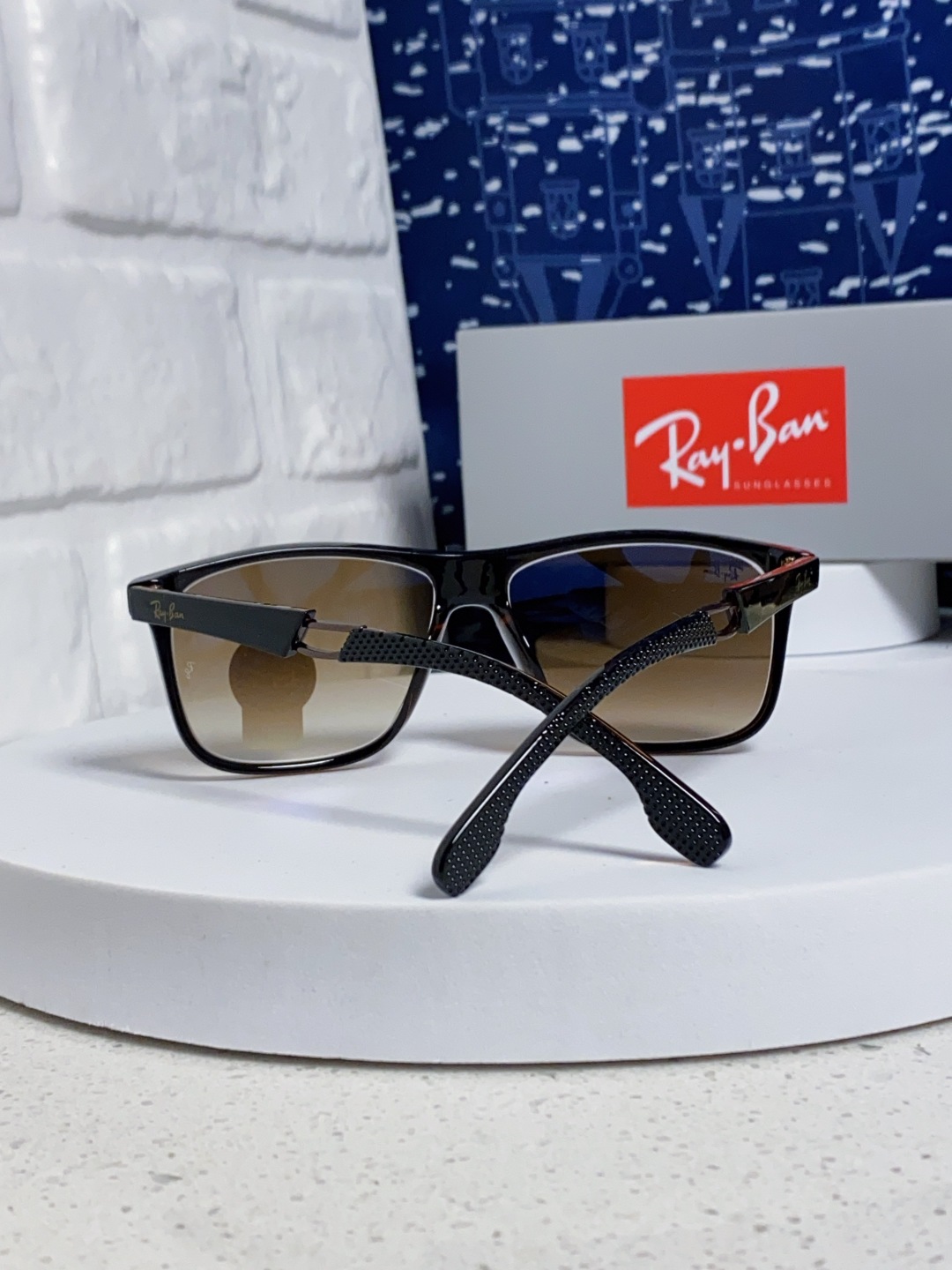 2025 Ray Ban Sports Sunglasses: RB8356 Men and Women Windglasses with High-Quality Glass Lenses - 图片 3
