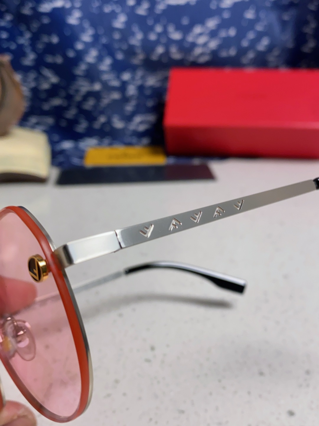 P280 FENDIFINDE, 2025 NEW SUNGLASSES, DOUBLE BEAM PILOTS, UNBOXED OVERLIGHTED LOGO PRINTS, BOTH MALE AND FEMALE - 图片 7