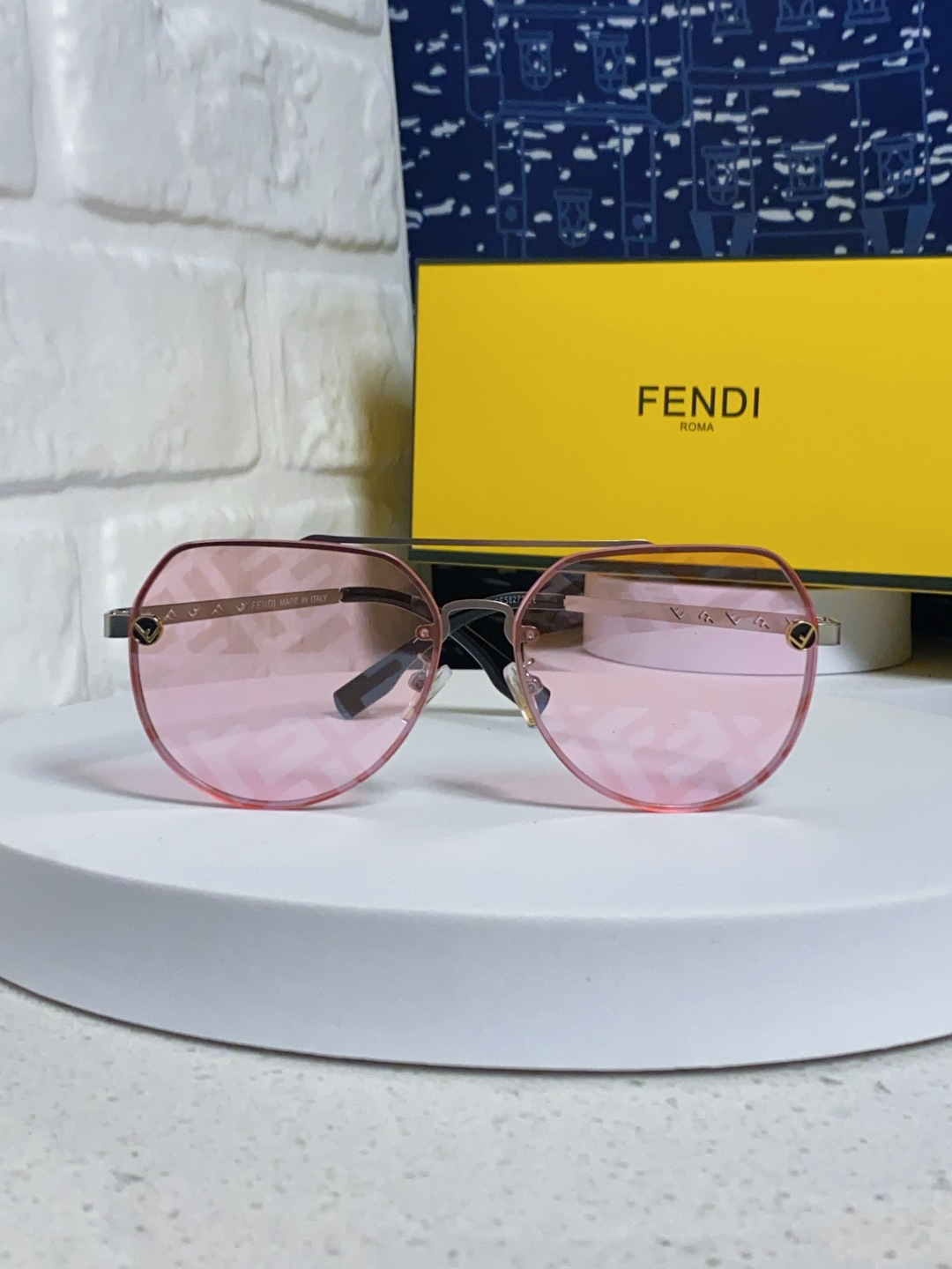 P280 FENDIFINDE, 2025 NEW SUNGLASSES, DOUBLE BEAM PILOTS, UNBOXED OVERLIGHTED LOGO PRINTS, BOTH MALE AND FEMALE - 图片 2