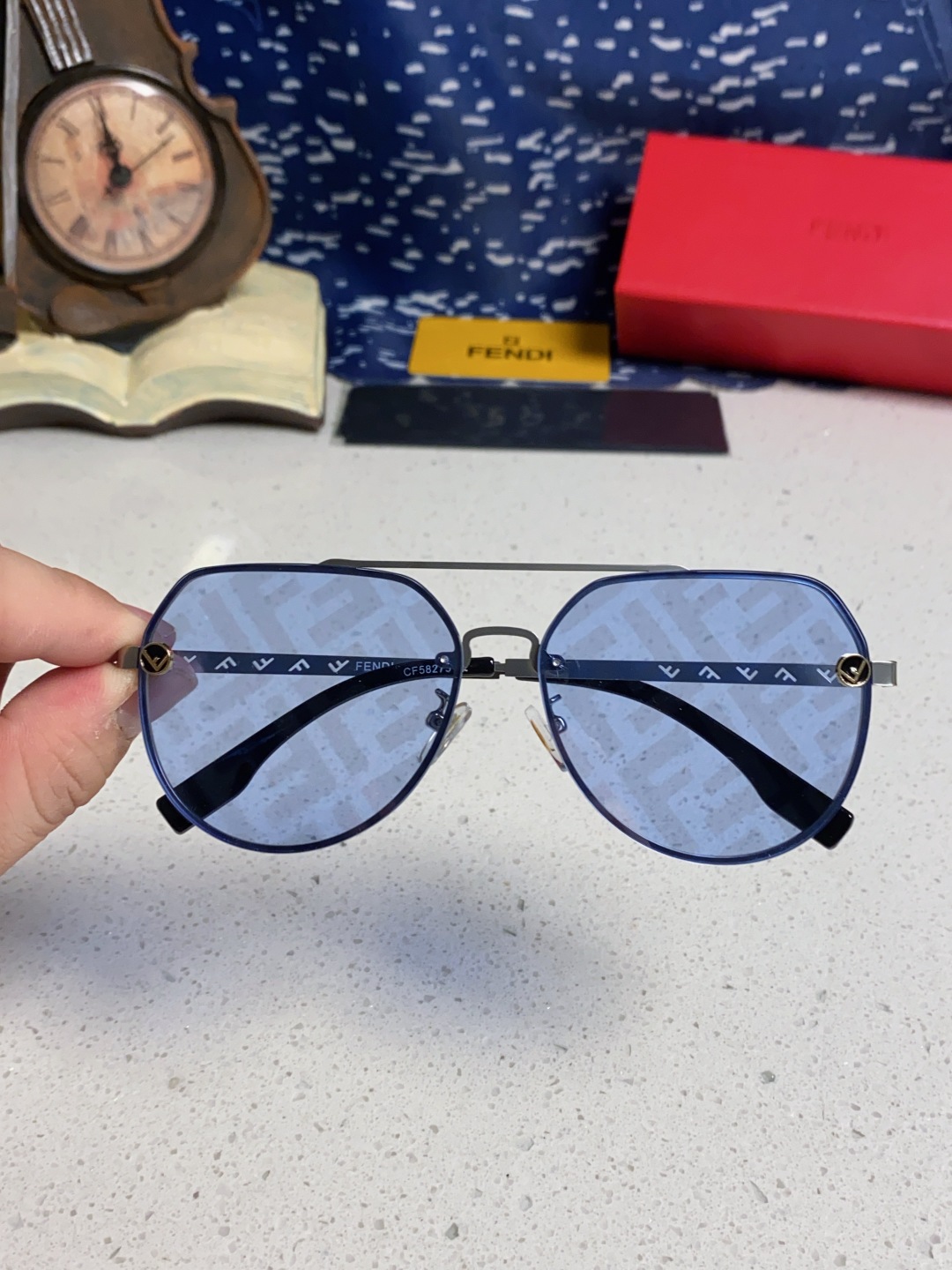P280 FENDIFINDE, 2025 NEW SUNGLASSES, DOUBLE BEAM PILOTS, UNBOXED OVERLIGHTED LOGO PRINTS, BOTH MALE AND FEMALE - 图片 4