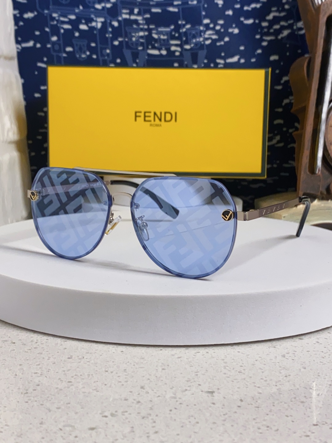 P280 FENDIFINDE, 2025 NEW SUNGLASSES, DOUBLE BEAM PILOTS, UNBOXED OVERLIGHTED LOGO PRINTS, BOTH MALE AND FEMALE - 图片 1