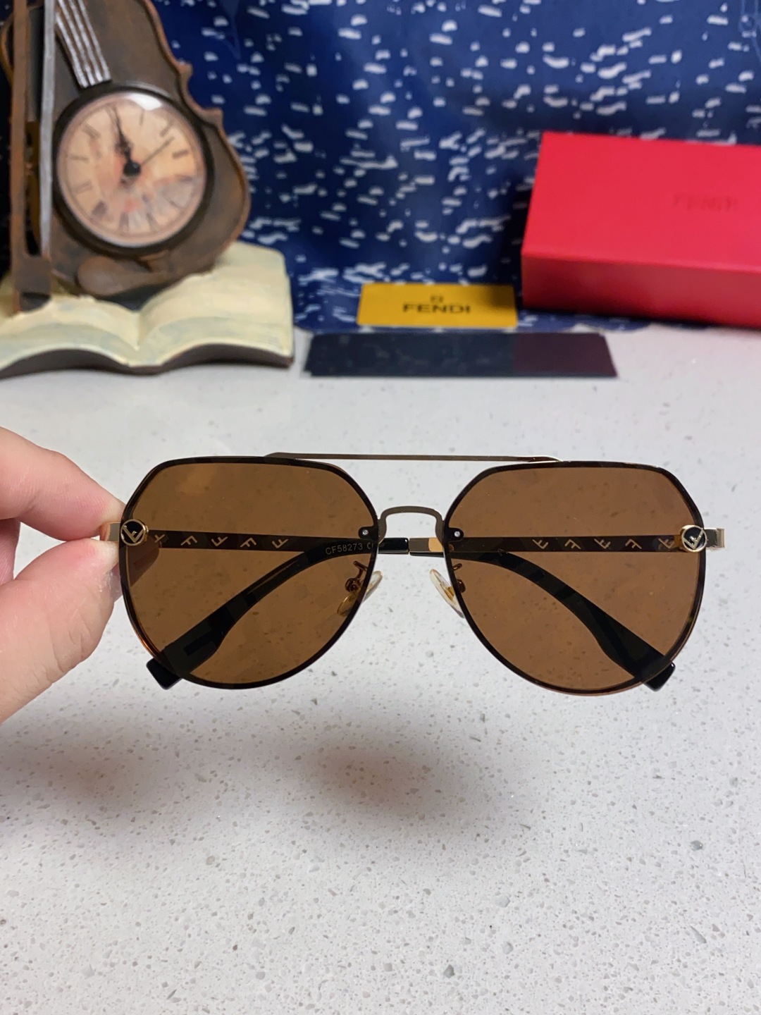 P280 FENDIFINDE, 2025 NEW SUNGLASSES, DOUBLE BEAM PILOTS, UNBOXED OVERLIGHTED LOGO PRINTS, BOTH MALE AND FEMALE - 图片 4