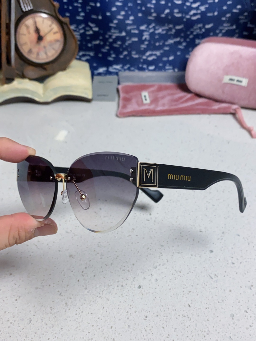 MiuMiu谬谬 2025新款无框墨镜女复古圆形修脸遮阳女士太阳镜网红街拍潮流开车眼镜