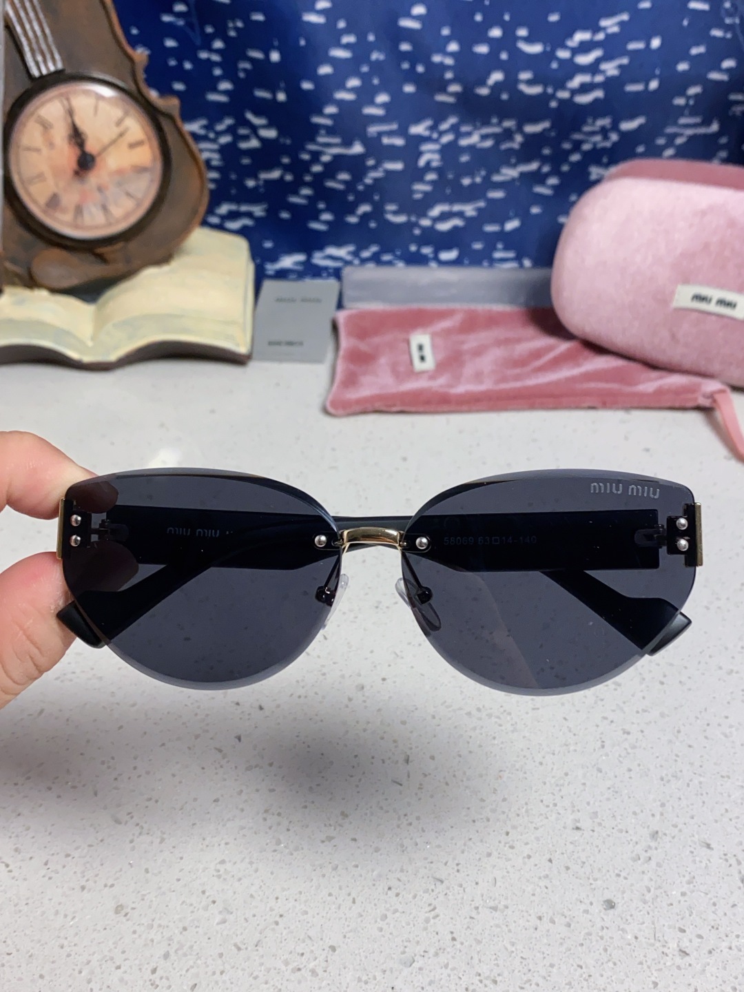 MiuMiu谬谬 2025新款无框墨镜女复古圆形修脸遮阳女士太阳镜网红街拍潮流开车眼镜