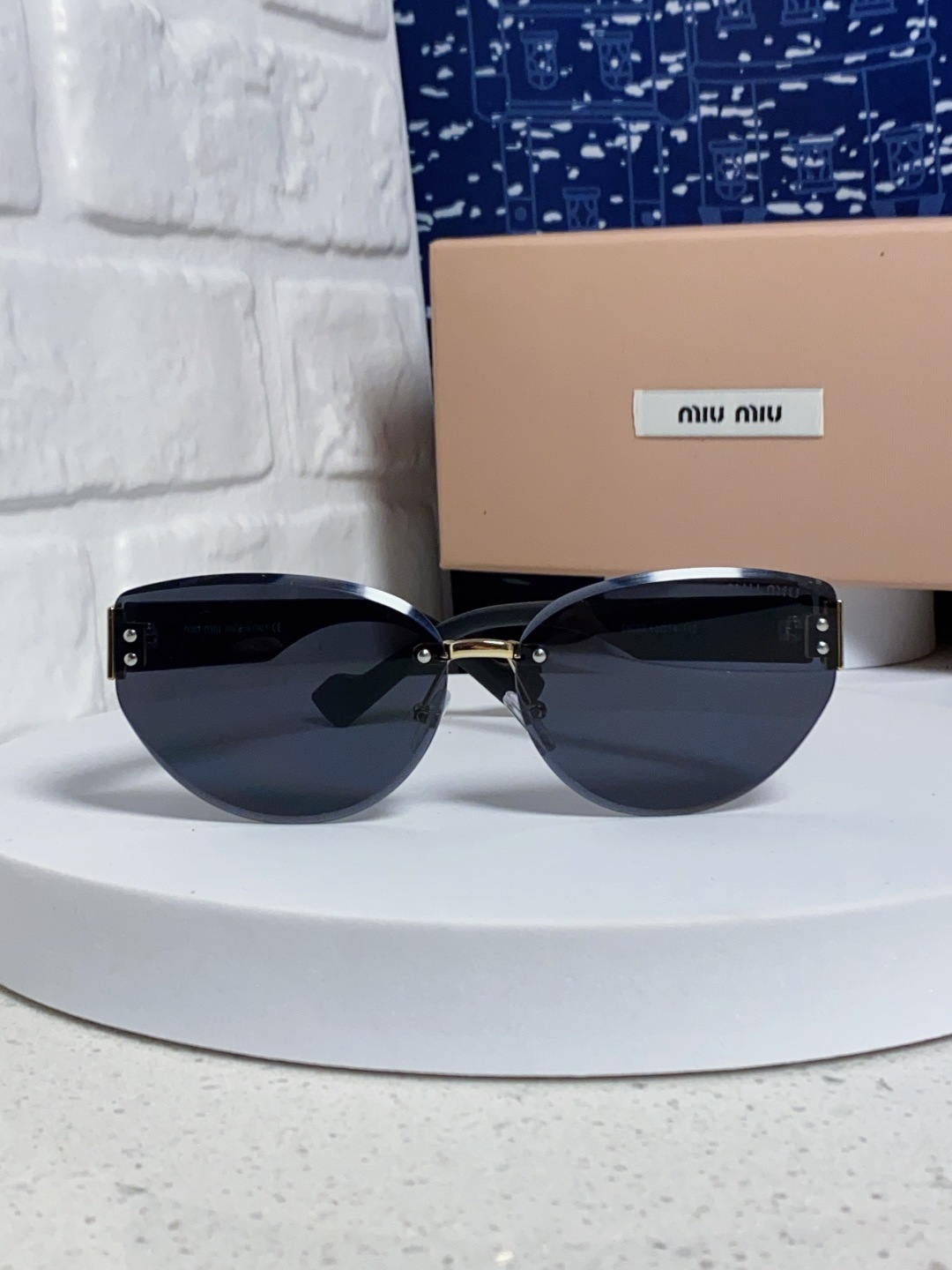 MiuMiu谬谬 2025新款无框墨镜女复古圆形修脸遮阳女士太阳镜网红街拍潮流开车眼镜