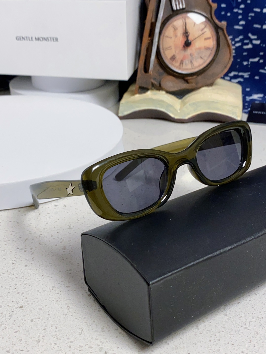 Gentle Moster(GM) gm新款多巴胺椭圆小脸猫眼防晒太阳眼镜高级感女士墨镜 星星图案点缀 