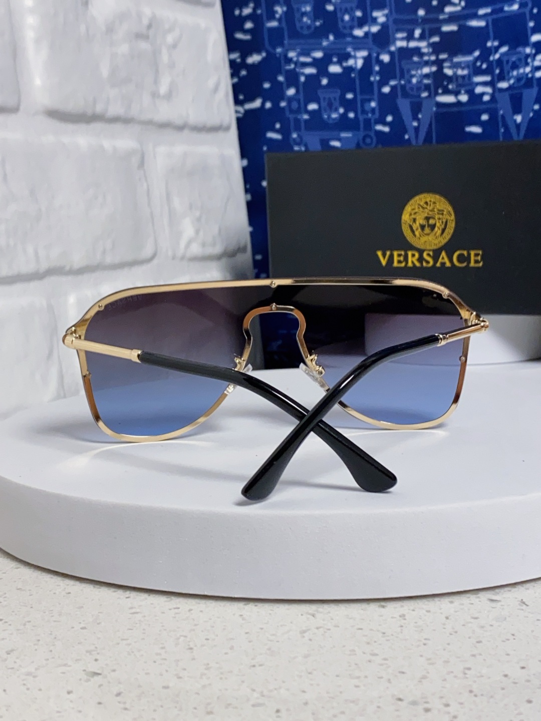 Versace范思哲 经典欧美时尚大框连体百搭太阳镜 简约一片式墨镜金属防晒墨镜显脸小男女通用