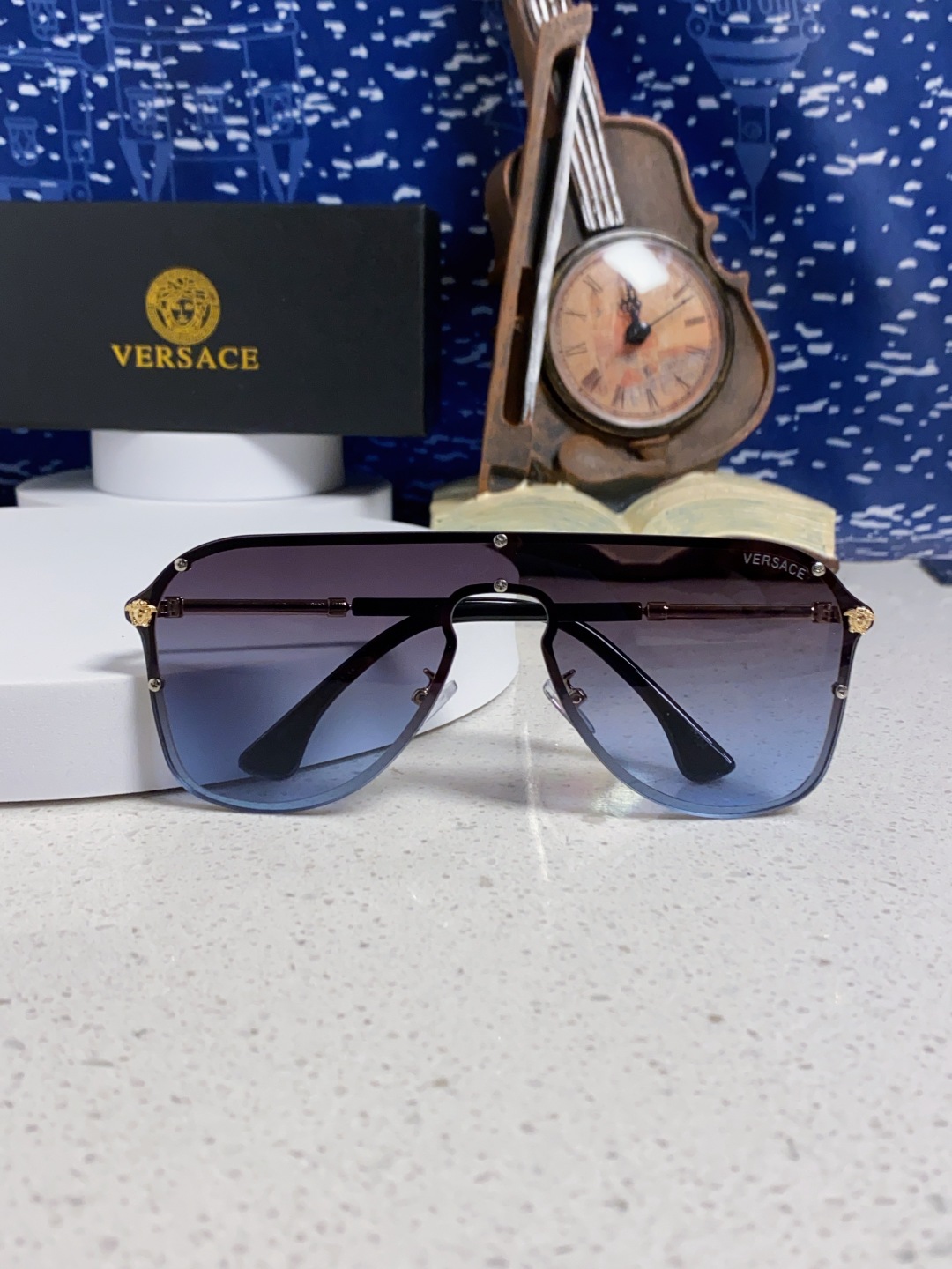 Versace范思哲 经典欧美时尚大框连体百搭太阳镜 简约一片式墨镜金属防晒墨镜显脸小男女通用