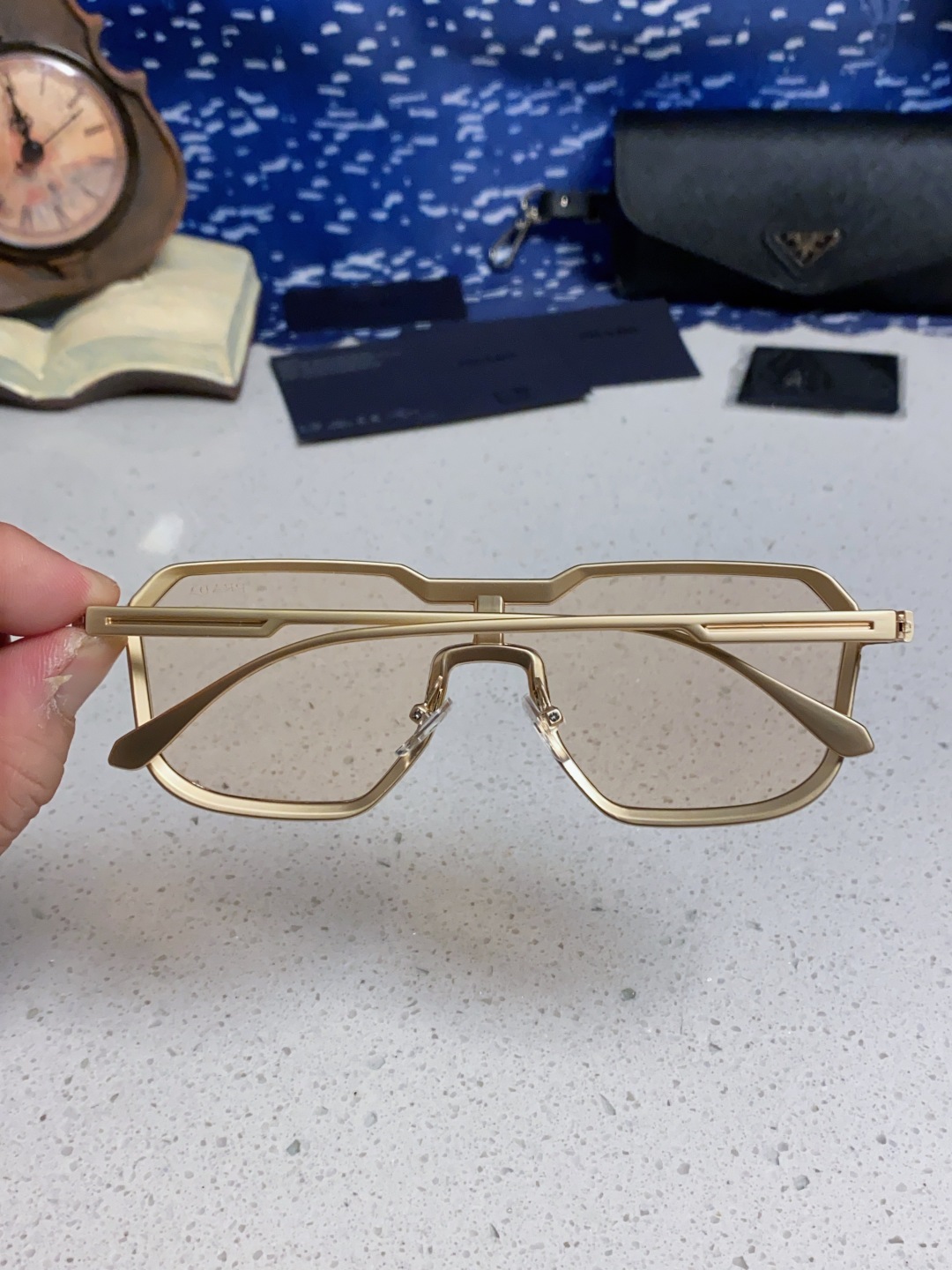 Prada普拉达 2025新款复古男士金属赛博朋克墨镜炫酷个性连体太阳镜