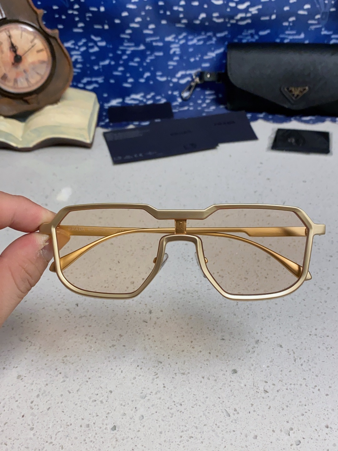 Prada普拉达 2025新款复古男士金属赛博朋克墨镜炫酷个性连体太阳镜