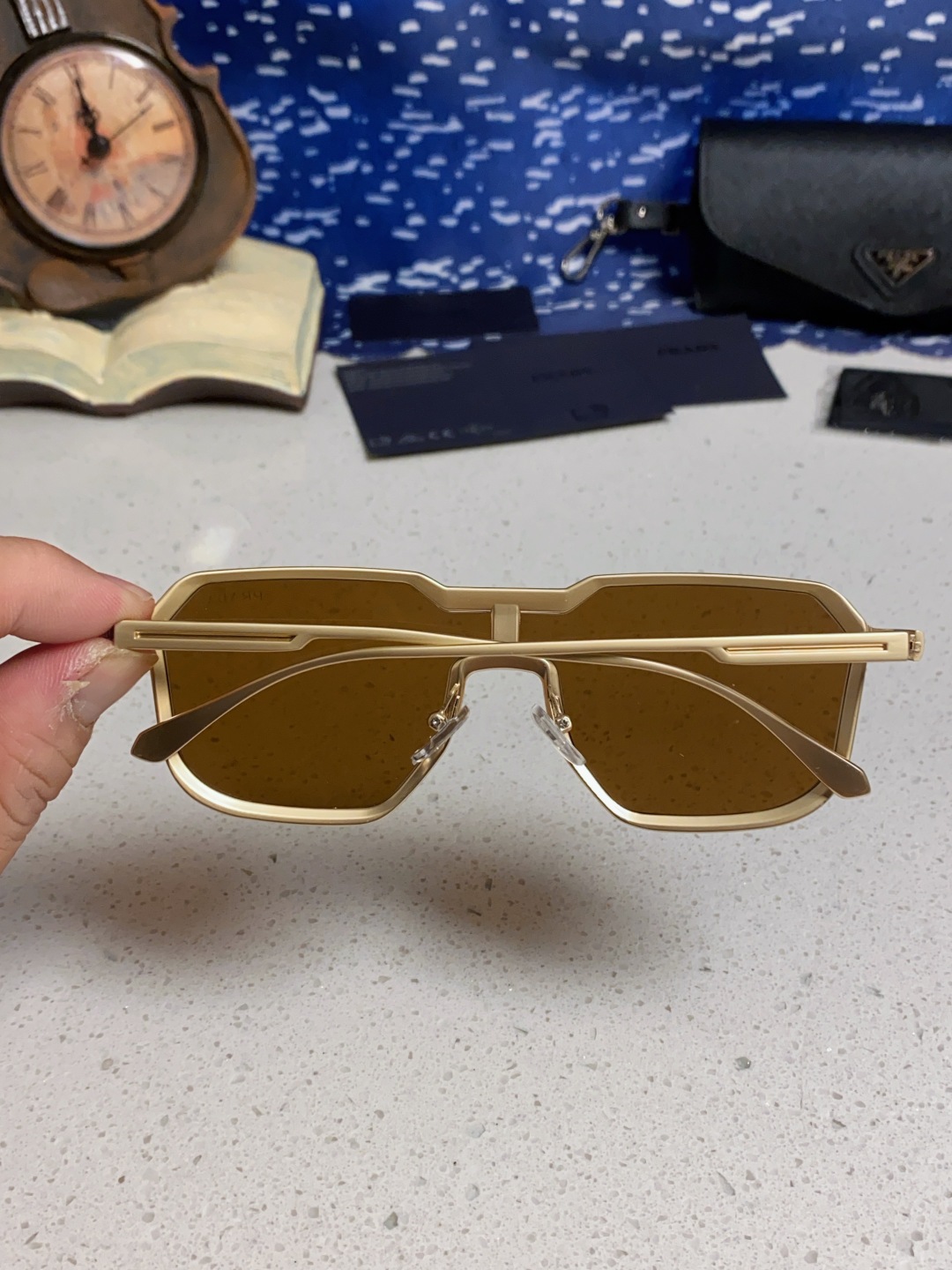 Prada普拉达 2025新款复古男士金属赛博朋克墨镜炫酷个性连体太阳镜