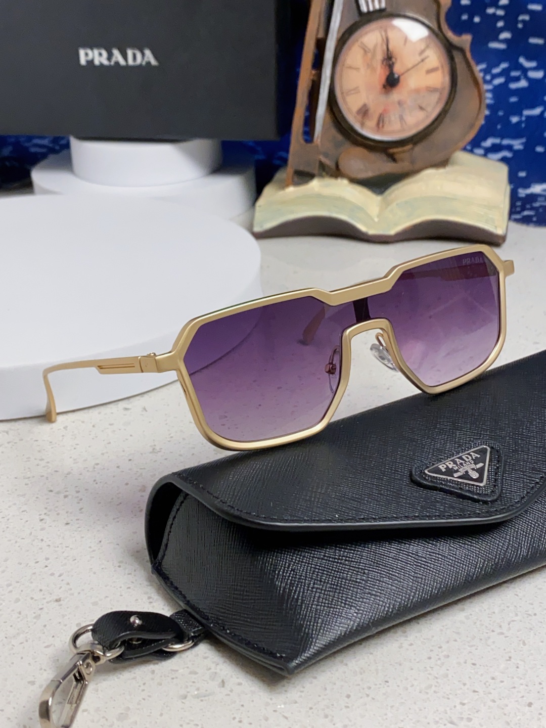 Prada普拉达 2025新款复古男士金属赛博朋克墨镜炫酷个性连体太阳镜