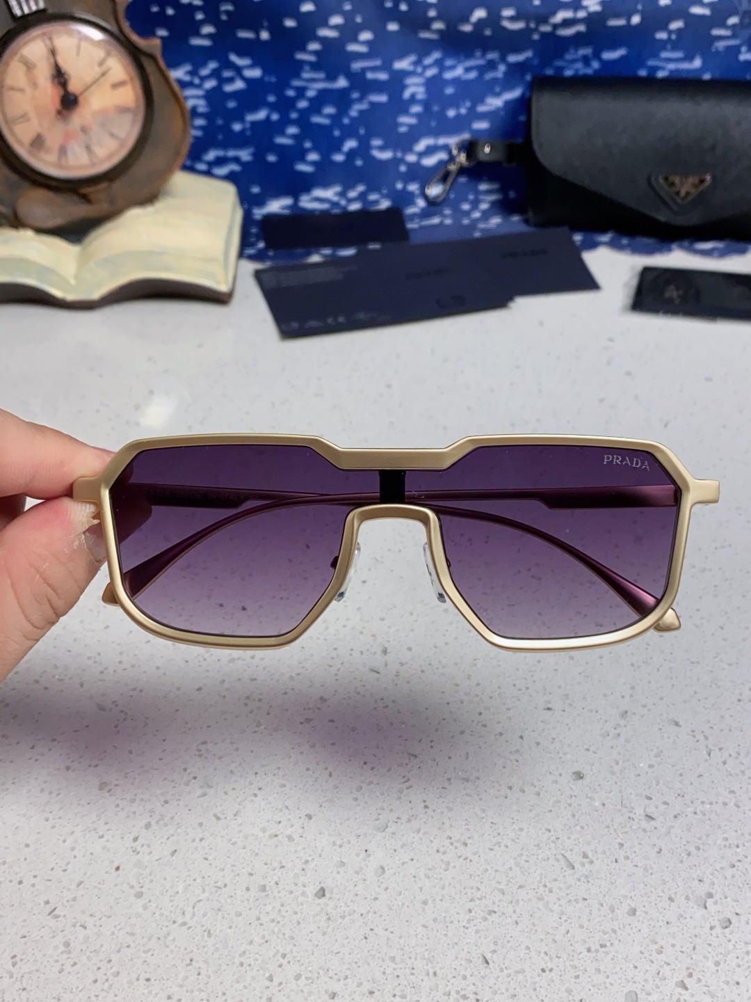 Prada普拉达 2025新款复古男士金属赛博朋克墨镜炫酷个性连体太阳镜