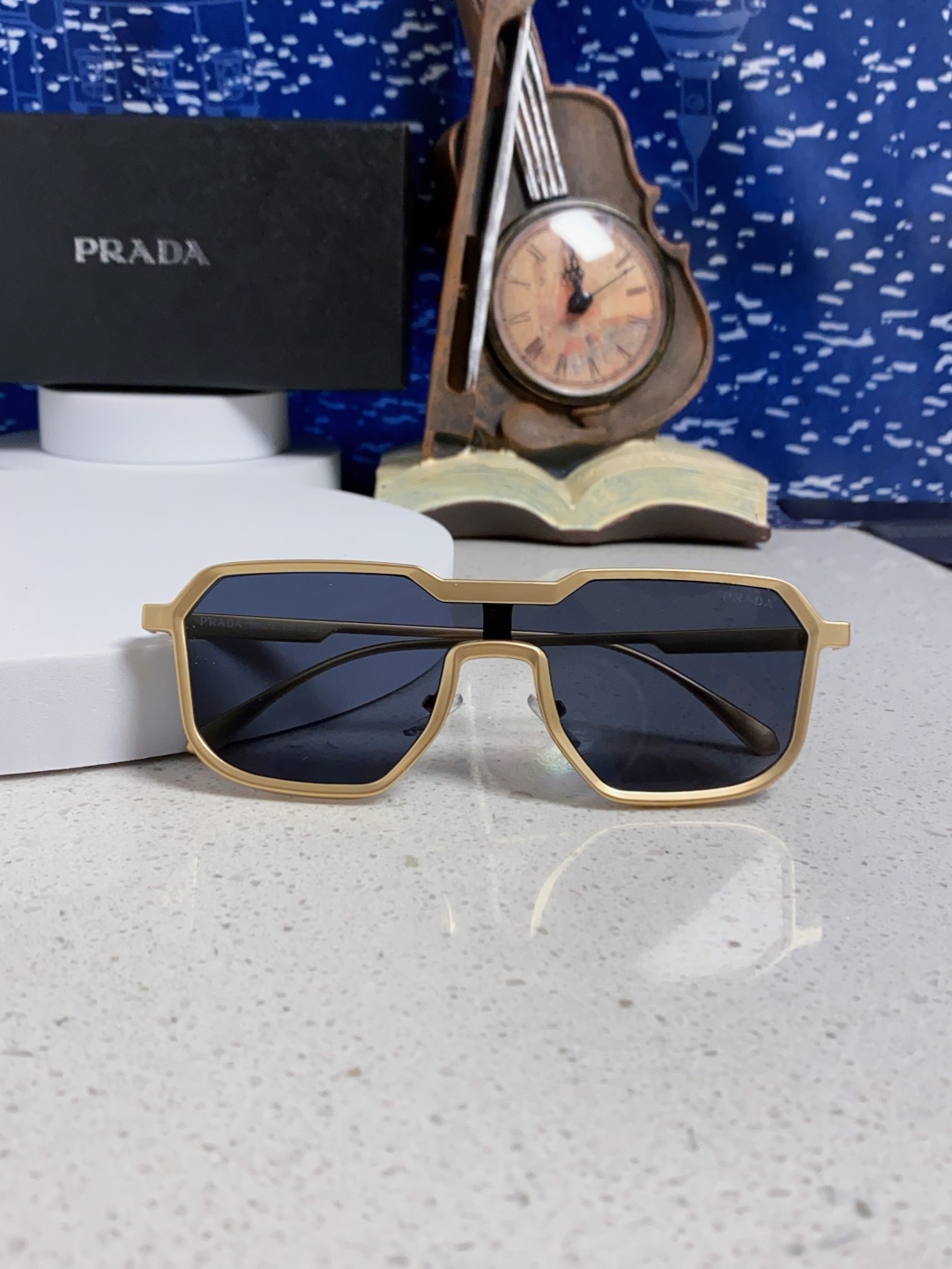Prada普拉达 2025新款复古男士金属赛博朋克墨镜炫酷个性连体太阳镜