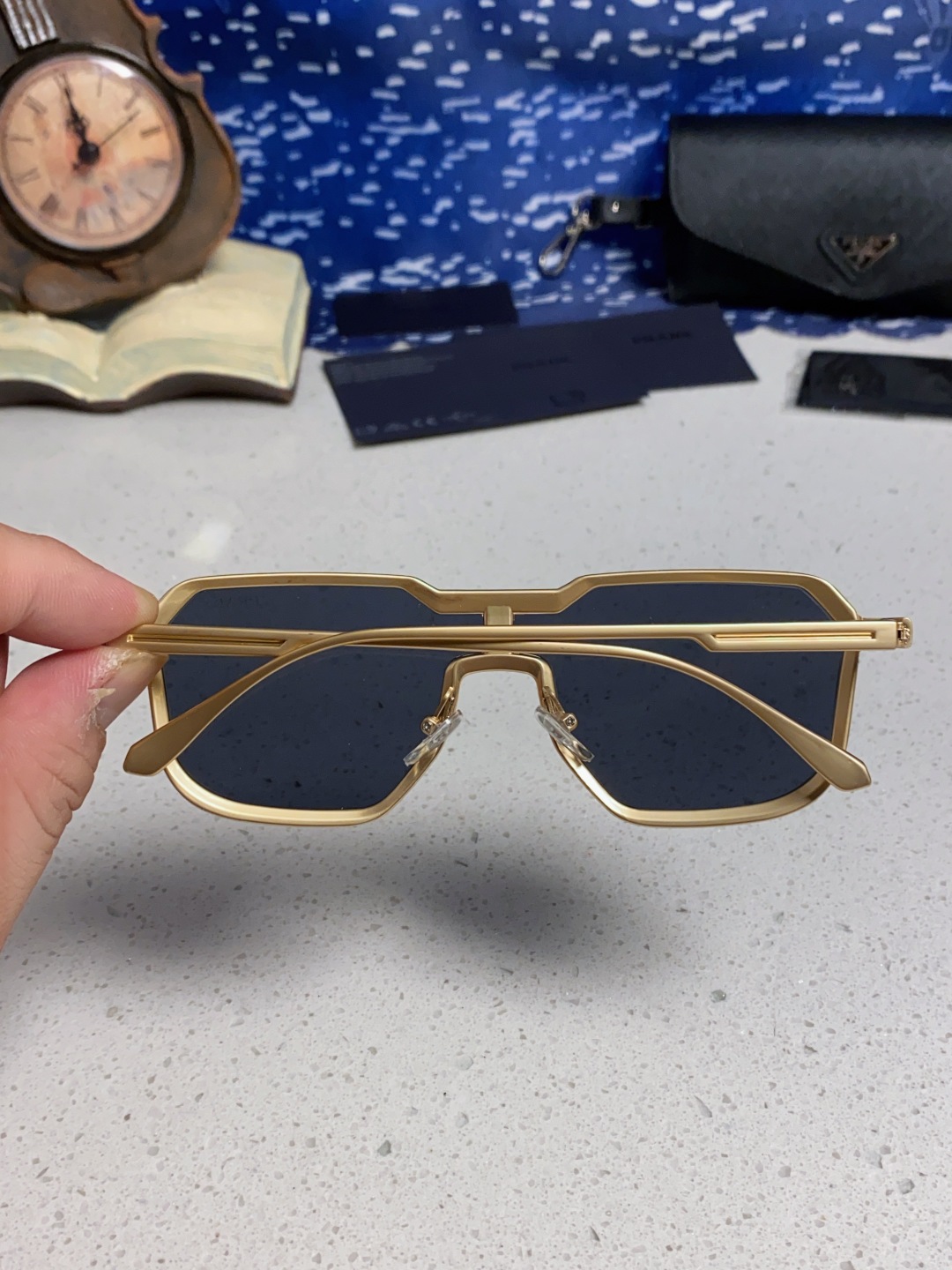 Prada普拉达 2025新款复古男士金属赛博朋克墨镜炫酷个性连体太阳镜