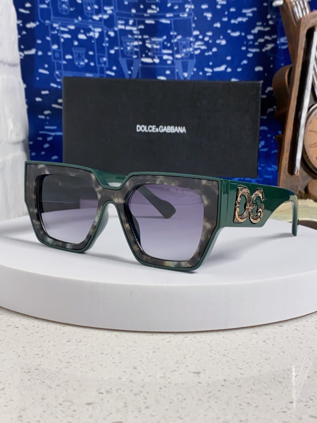 Dolce&Gabbana杜嘉班纳 2025新款DG欧美新款轻奢风潮方框时尚太阳镜女士高级感遮阳墨镜