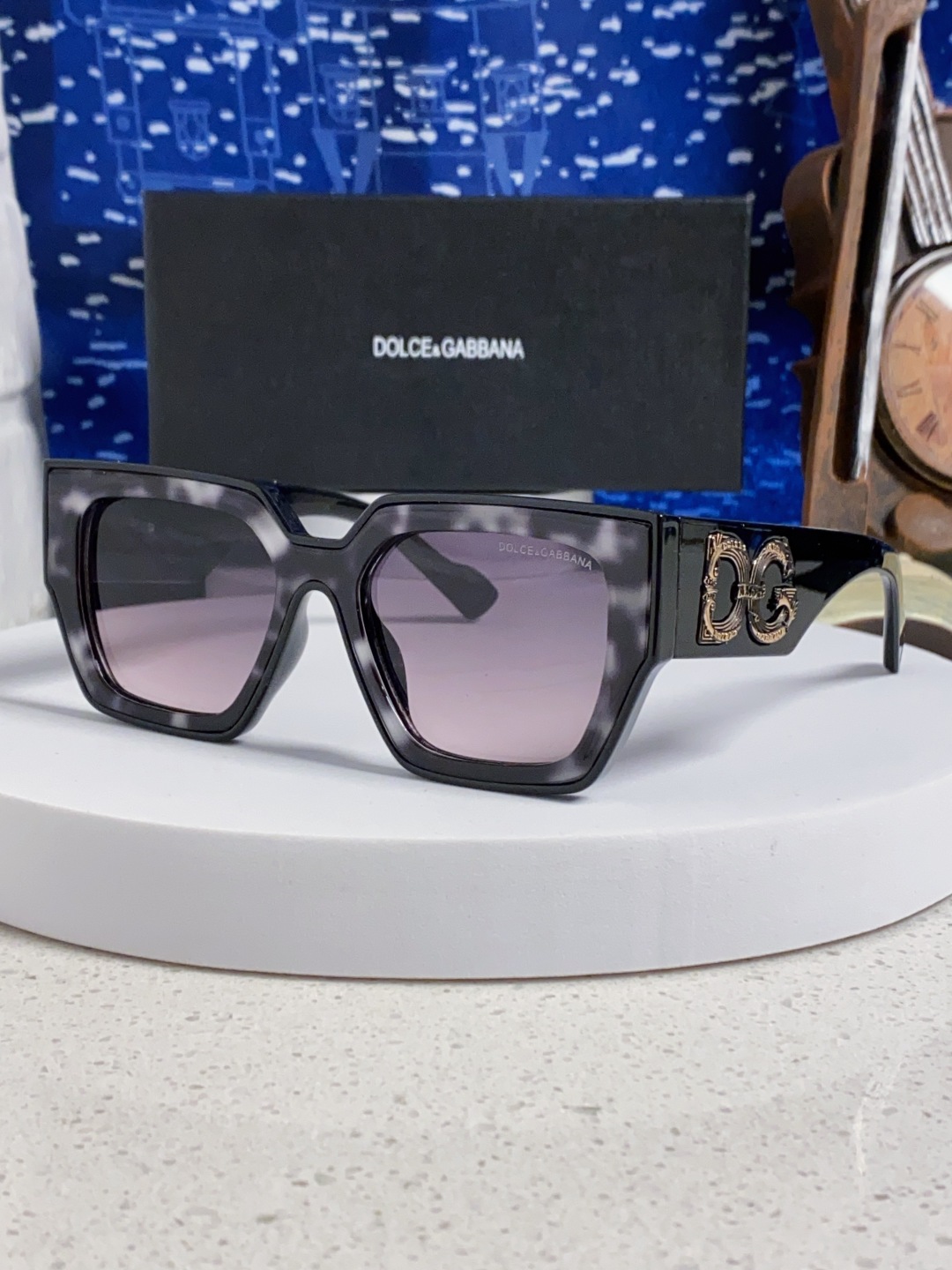 Dolce&Gabbana杜嘉班纳 2025新款DG欧美新款轻奢风潮方框时尚太阳镜女士高级感遮阳墨镜