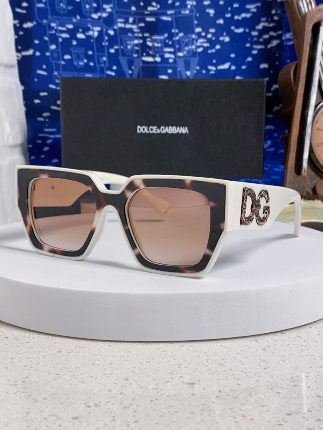 Dolce&Gabbana杜嘉班纳 2025新款DG欧美新款轻奢风潮方框时尚太阳镜女士高级感遮阳墨镜