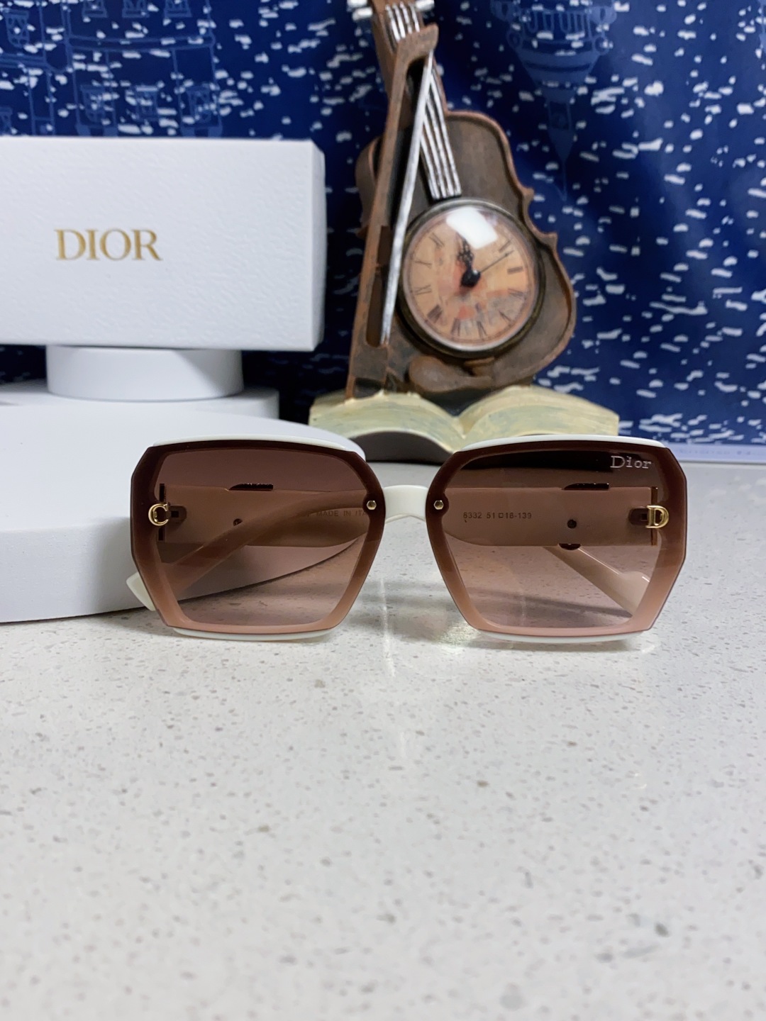 Dior迪奥 2025新款方形大框金属字母墨镜欧美时尚潮流个性网红女士太阳镜