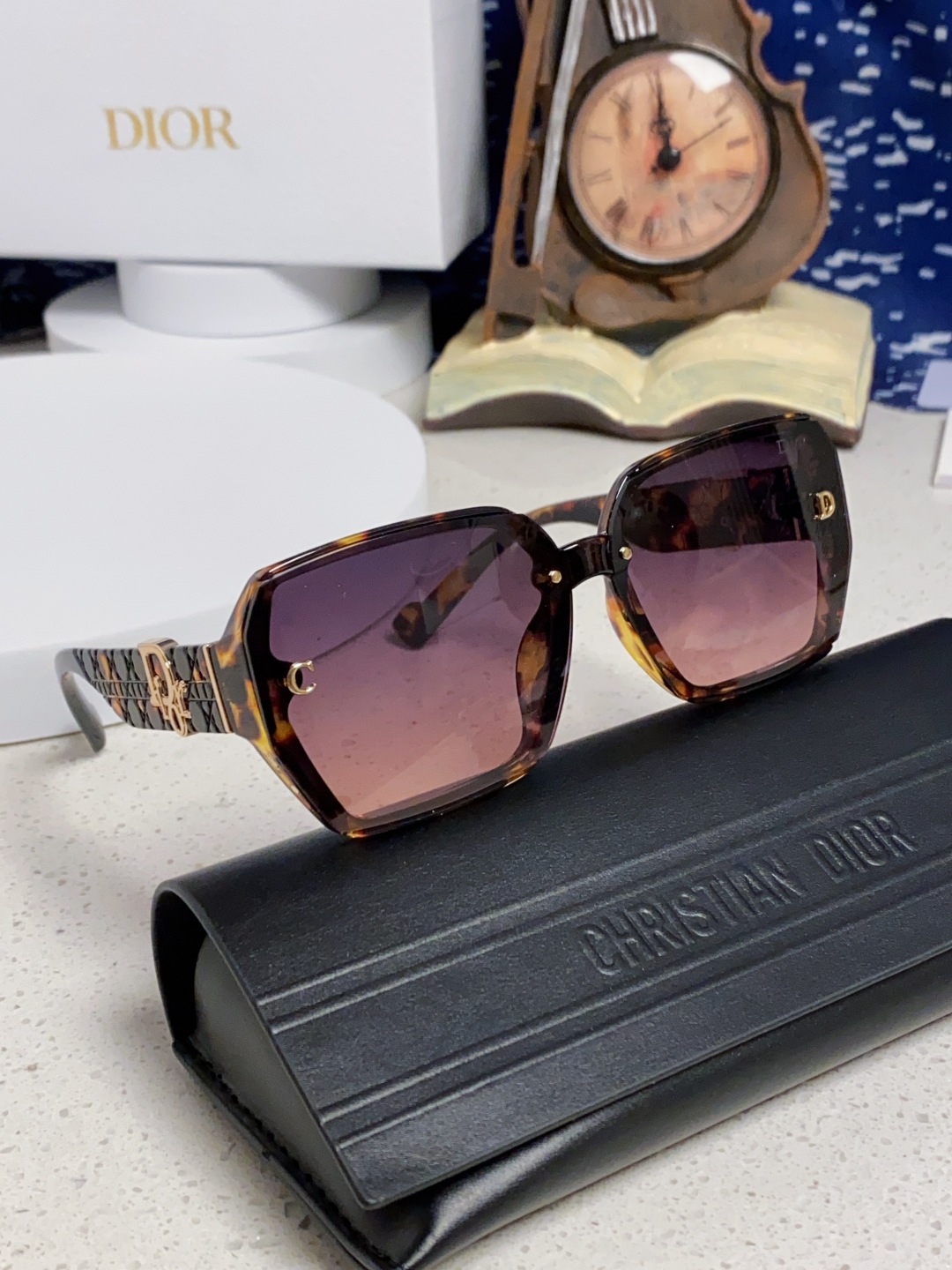 Dior迪奥 2025新款方形大框金属字母墨镜欧美时尚潮流个性网红女士太阳镜