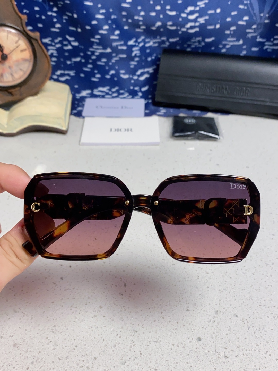 Dior迪奥 2025新款方形大框金属字母墨镜欧美时尚潮流个性网红女士太阳镜