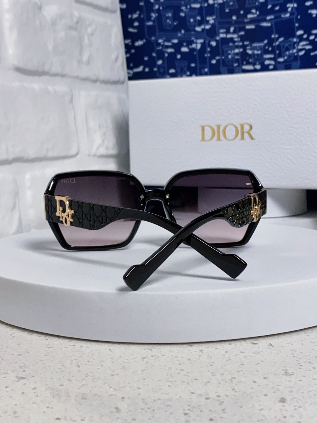 Dior迪奥 2025新款方形大框金属字母墨镜欧美时尚潮流个性网红女士太阳镜