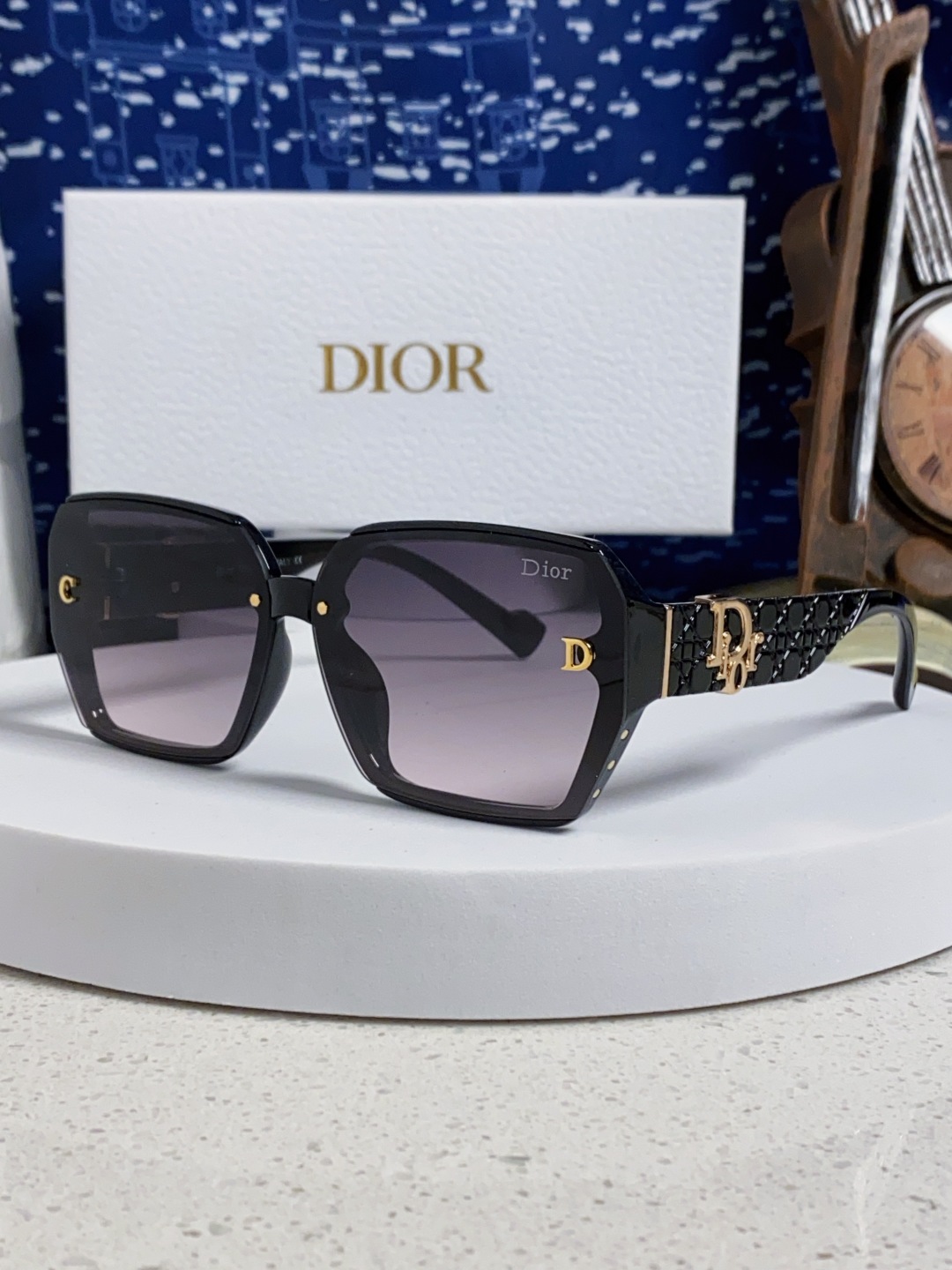Dior迪奥 2025新款方形大框金属字母墨镜欧美时尚潮流个性网红女士太阳镜