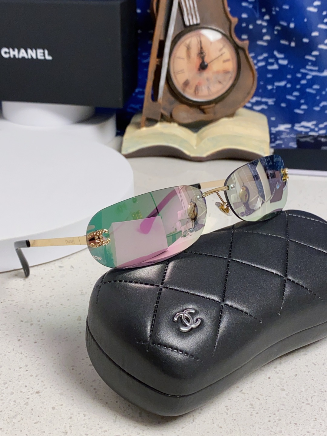 Chanel香奈儿 2025新款网红同款高级无框墨镜女素颜百搭防晒街拍小香家太阳镜 CH4002