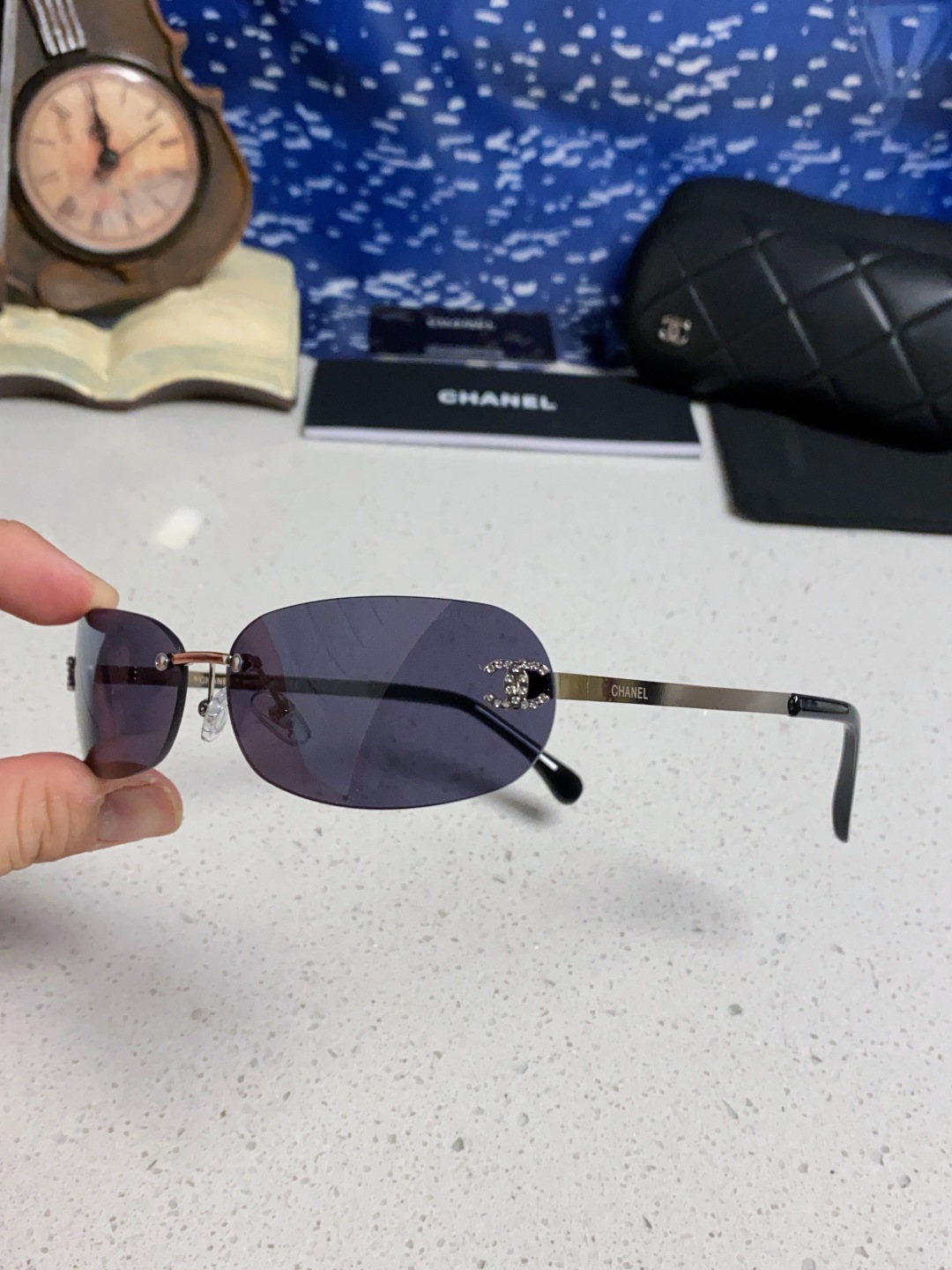 Chanel香奈儿 2025新款网红同款高级无框墨镜女素颜百搭防晒街拍小香家太阳镜 CH4002