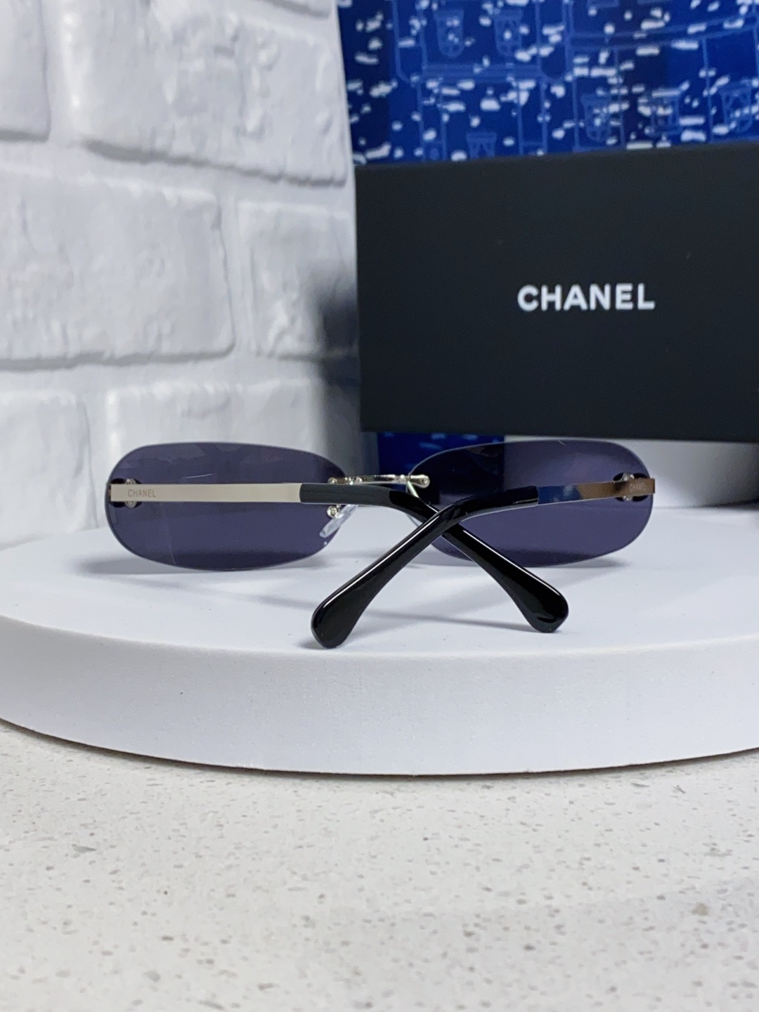 Chanel香奈儿 2025新款网红同款高级无框墨镜女素颜百搭防晒街拍小香家太阳镜 CH4002