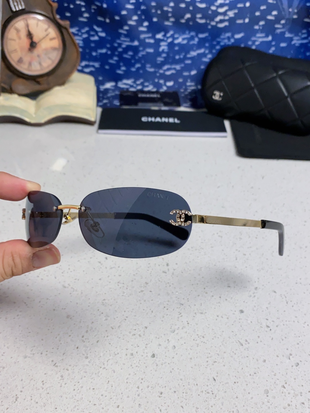 Chanel香奈儿 2025新款网红同款高级无框墨镜女素颜百搭防晒街拍小香家太阳镜 CH4002