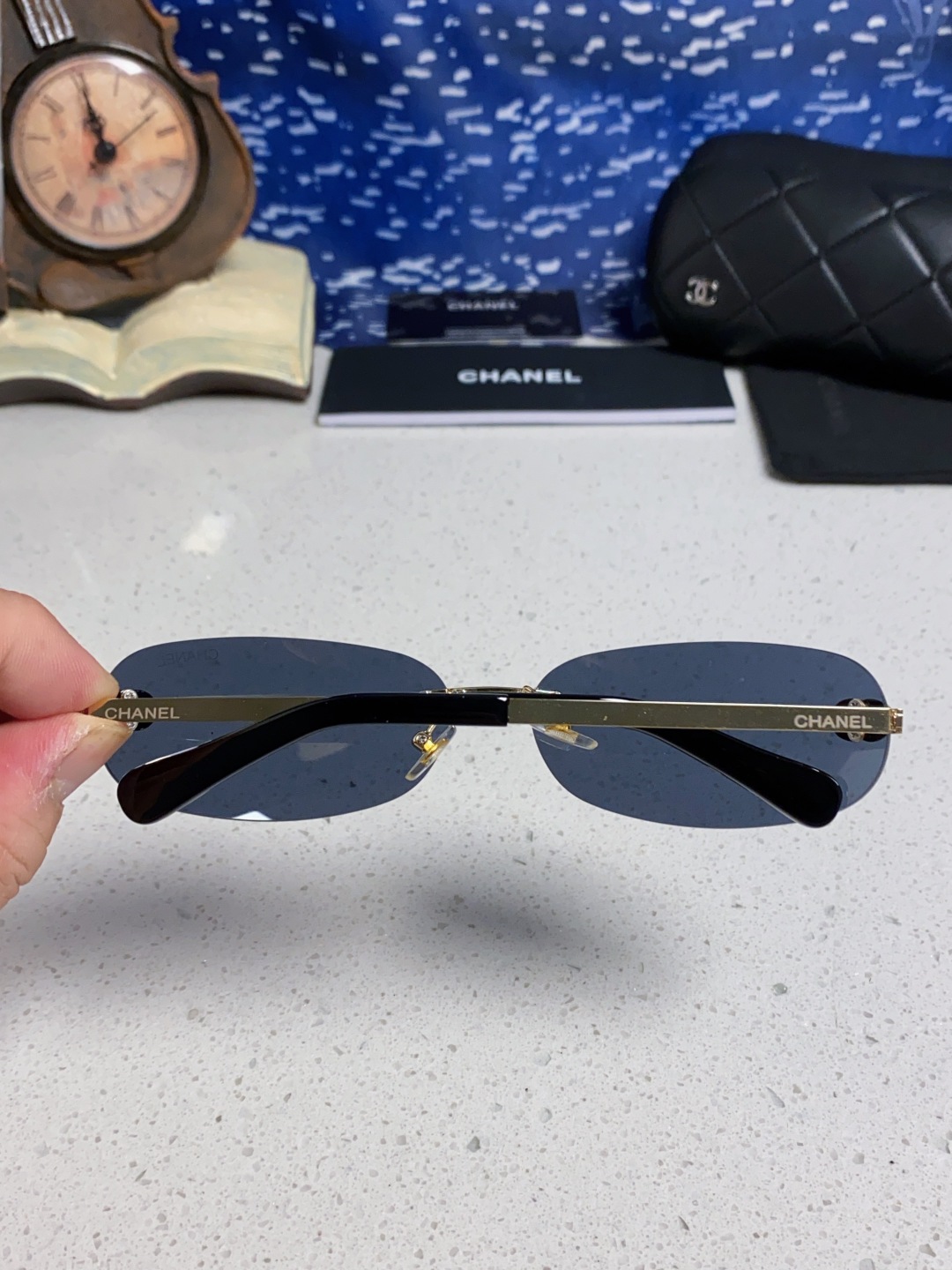 Chanel香奈儿 2025新款网红同款高级无框墨镜女素颜百搭防晒街拍小香家太阳镜 CH4002