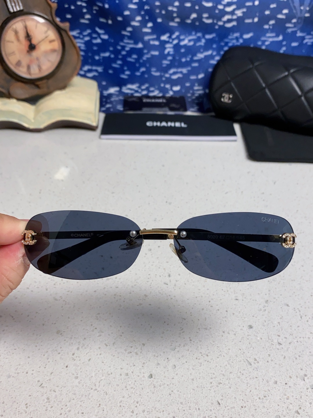 Chanel香奈儿 2025新款网红同款高级无框墨镜女素颜百搭防晒街拍小香家太阳镜 CH4002