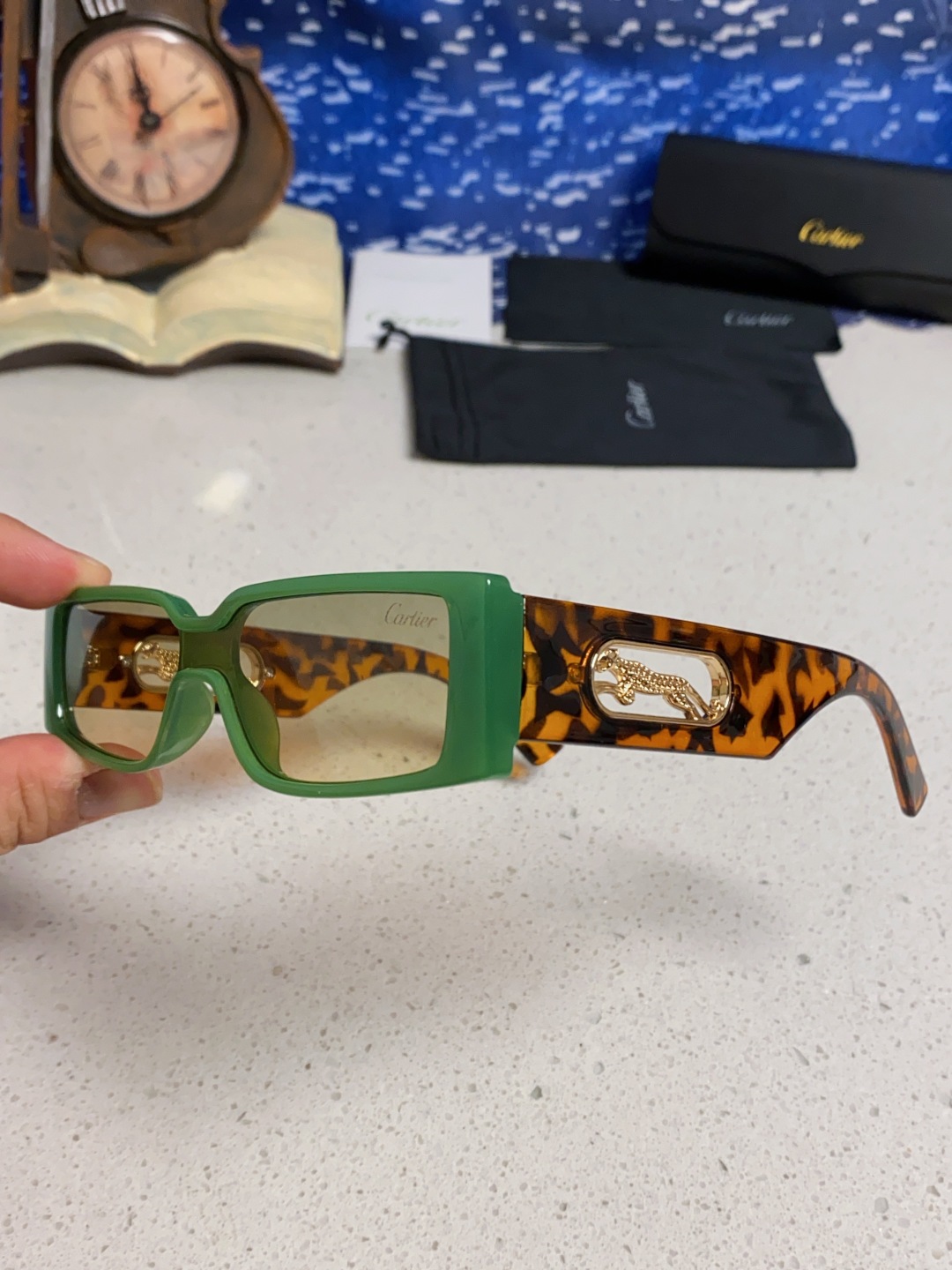 Cartier卡地亚 2025新款欧美小框太阳镜复古方型潮流豹子装饰连体墨镜跨境个性女士墨镜