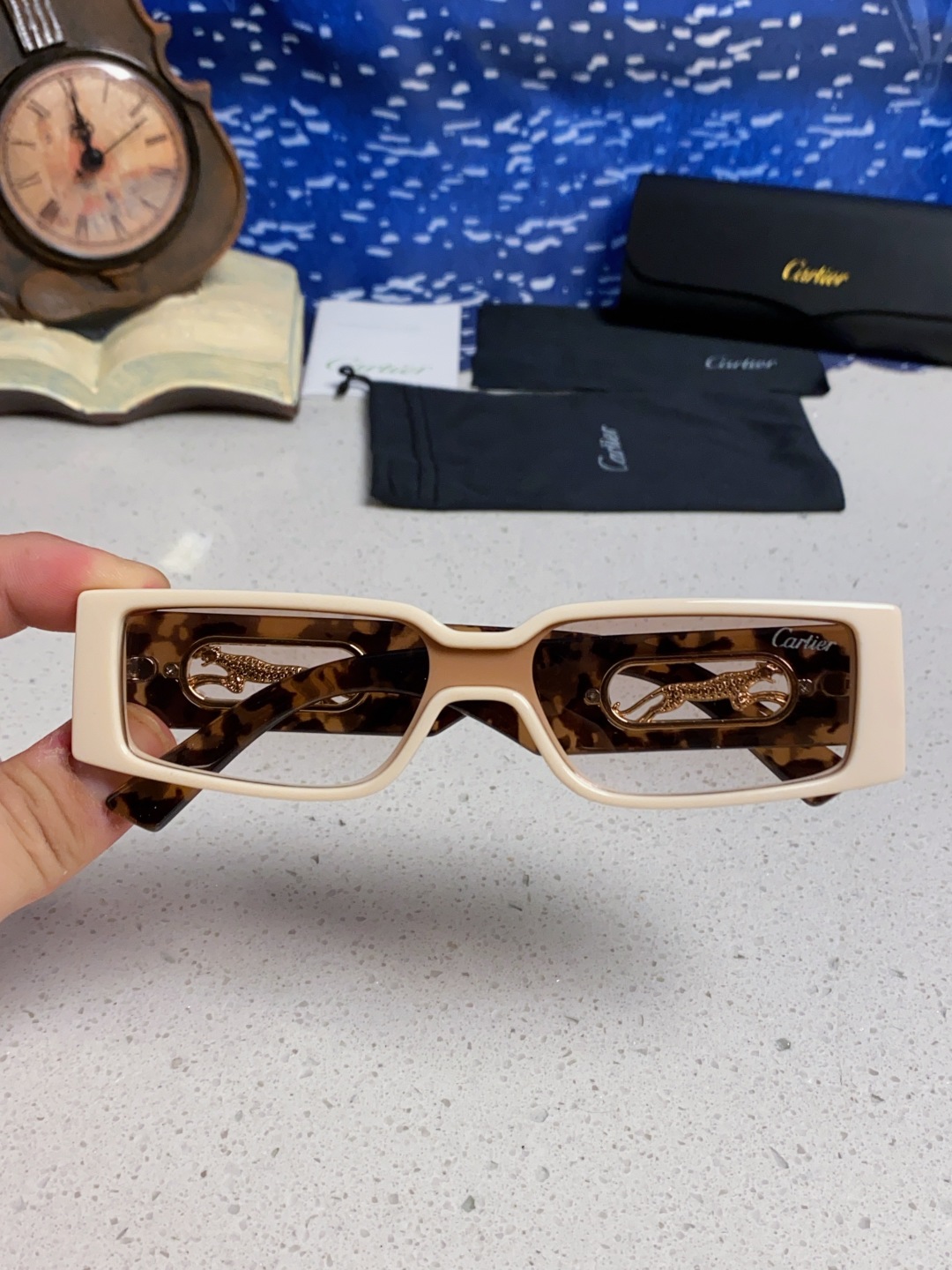 Cartier卡地亚 2025新款欧美小框太阳镜复古方型潮流豹子装饰连体墨镜跨境个性女士墨镜