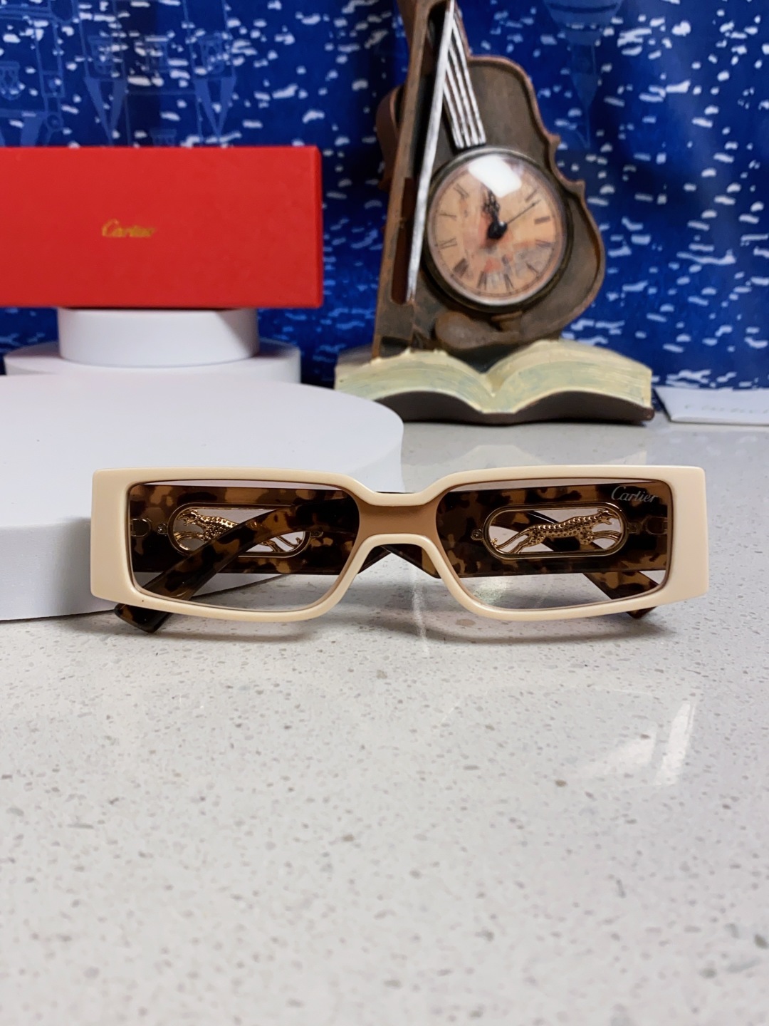 Cartier卡地亚 2025新款欧美小框太阳镜复古方型潮流豹子装饰连体墨镜跨境个性女士墨镜