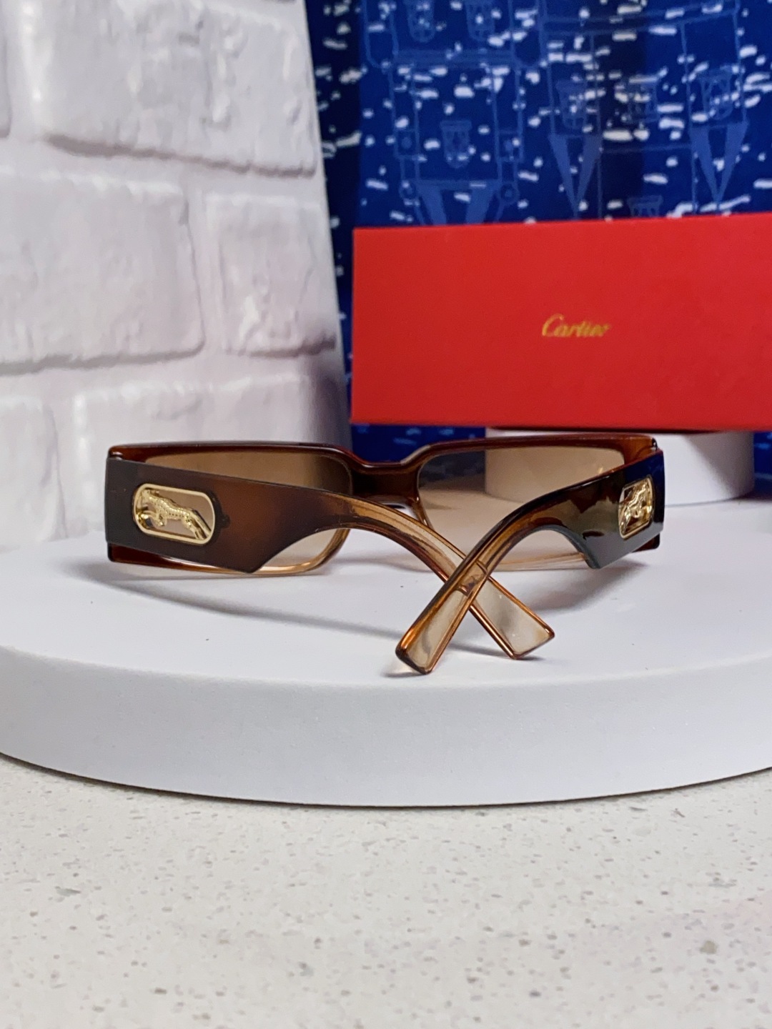 Cartier卡地亚 2025新款欧美小框太阳镜复古方型潮流豹子装饰连体墨镜跨境个性女士墨镜