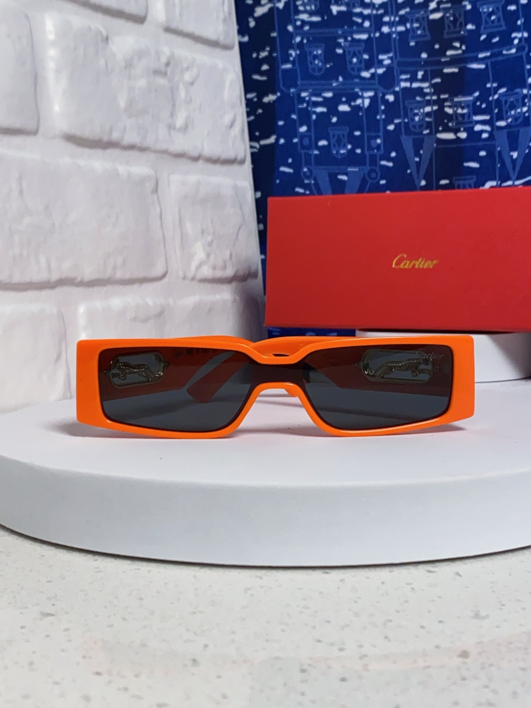 Cartier卡地亚 2025新款欧美小框太阳镜复古方型潮流豹子装饰连体墨镜跨境个性女士墨镜