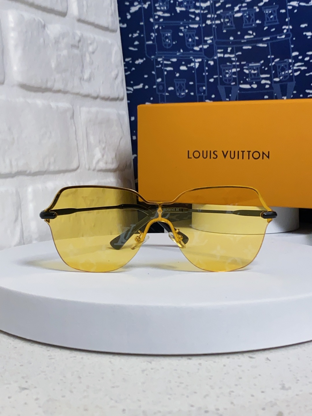 LouisVuitton路易威登 2025新款无框切边Lv字母款高级感满印花女太阳镜小红书抖音网红墨镜