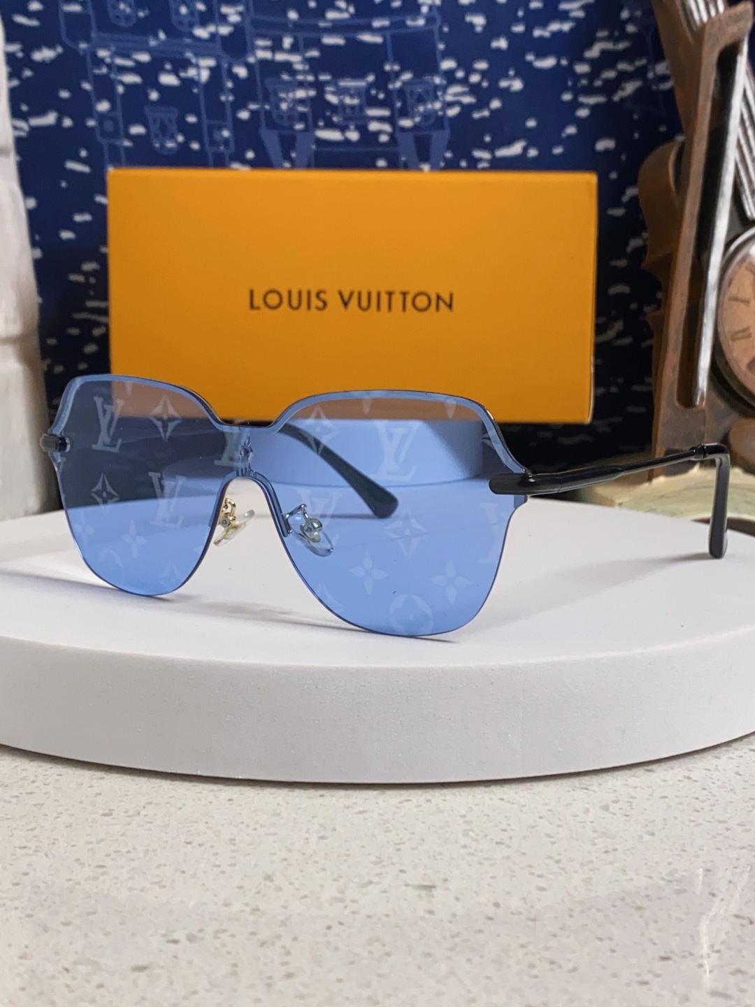 LouisVuitton路易威登 2025新款无框切边Lv字母款高级感满印花女太阳镜小红书抖音网红墨镜